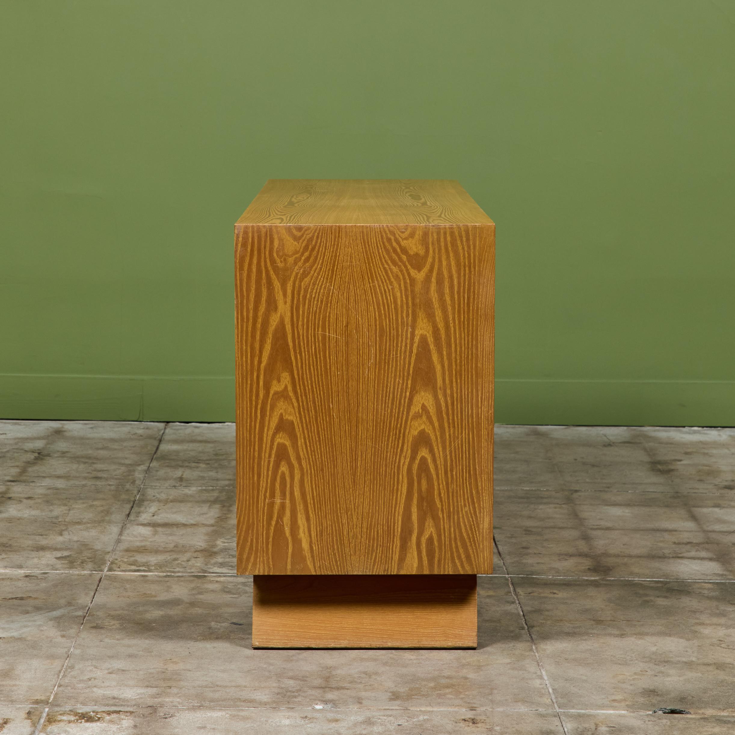 Quercia Buffet Paul Frankl per Brown Saltman in vendita