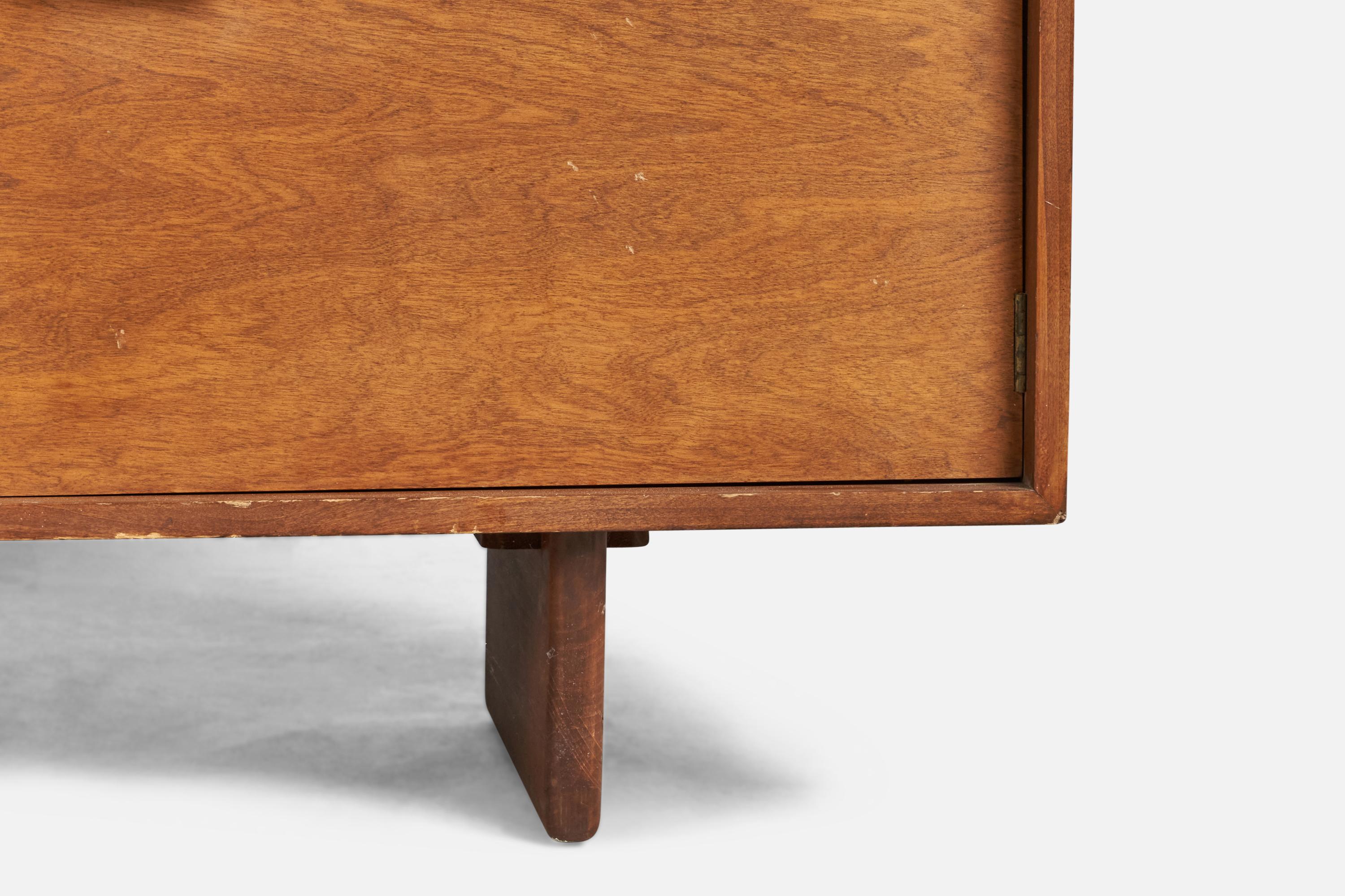 Mid-Century Modern Paul Frankl, Cabinet, Oak, USA, 1940s For Sale