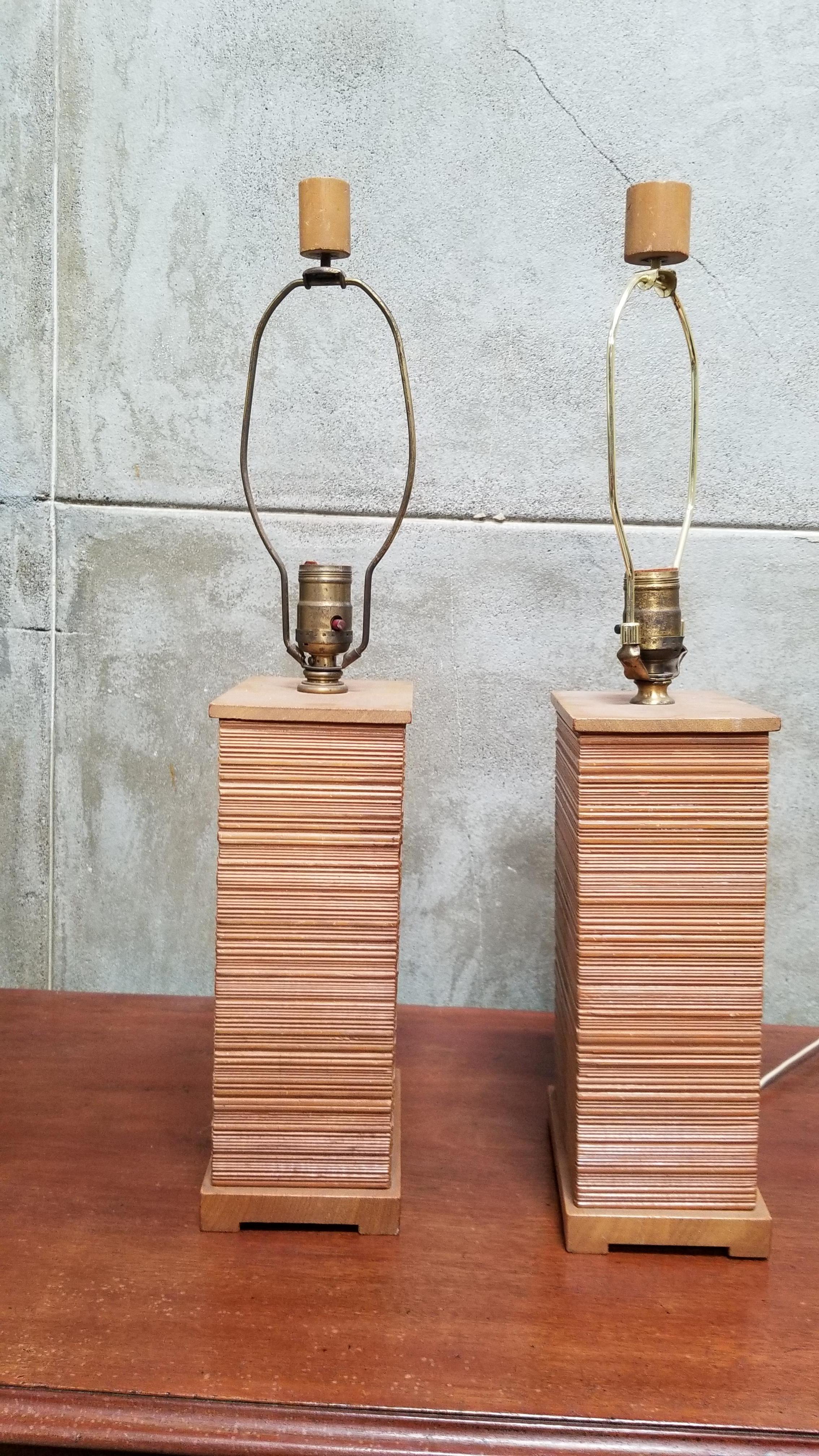 Paul Frankl Combed Fir Table Lamps, a Pair In Good Condition For Sale In Fulton, CA