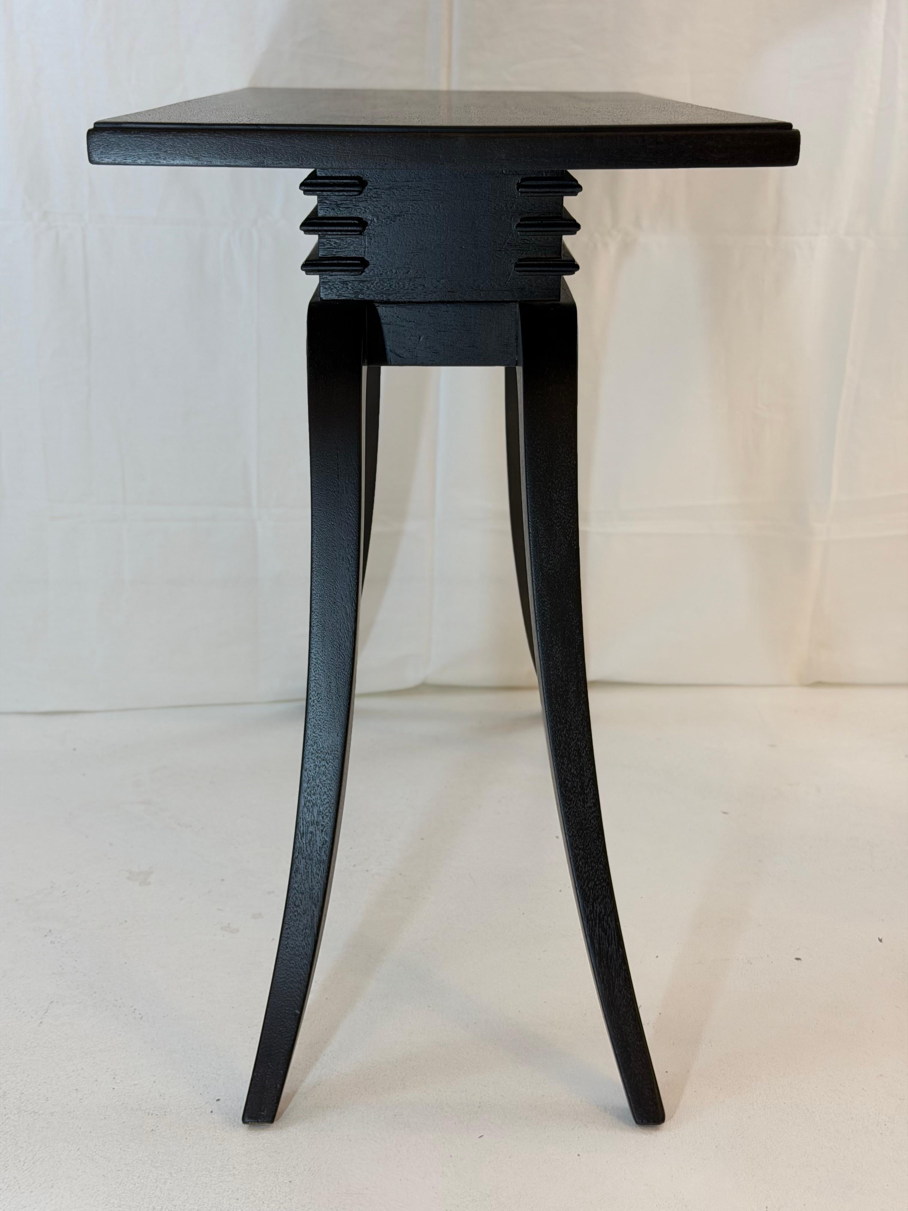 Mid-Century moderno Tavolo consolle Paul Frankl in stile cineseria, anni '40 circa in vendita