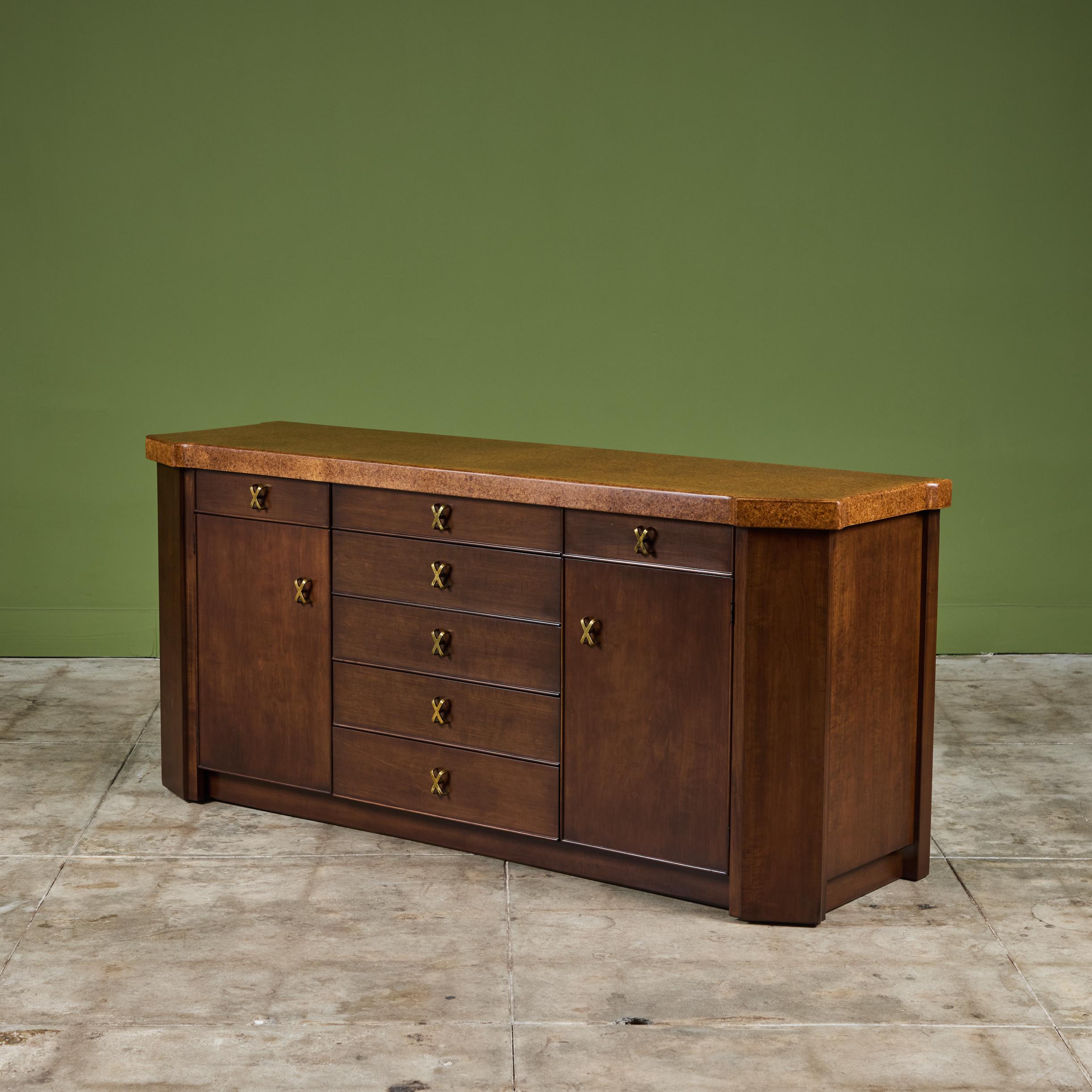 Credenza de corcho Paul Frankl para Johnson Furniture Co. Estadounidense en venta