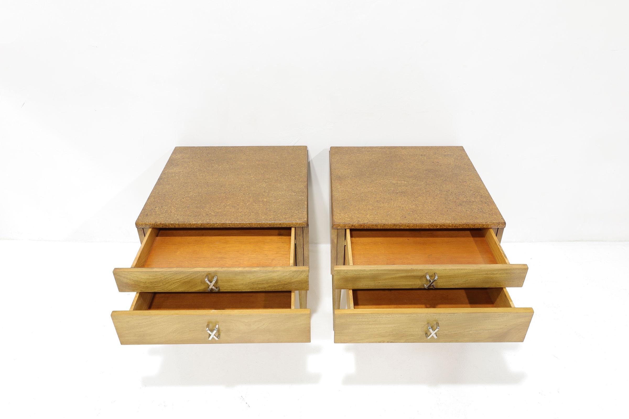 Tables de nuit en liège Paul Frankl pour Johnson Furniture en vente 1