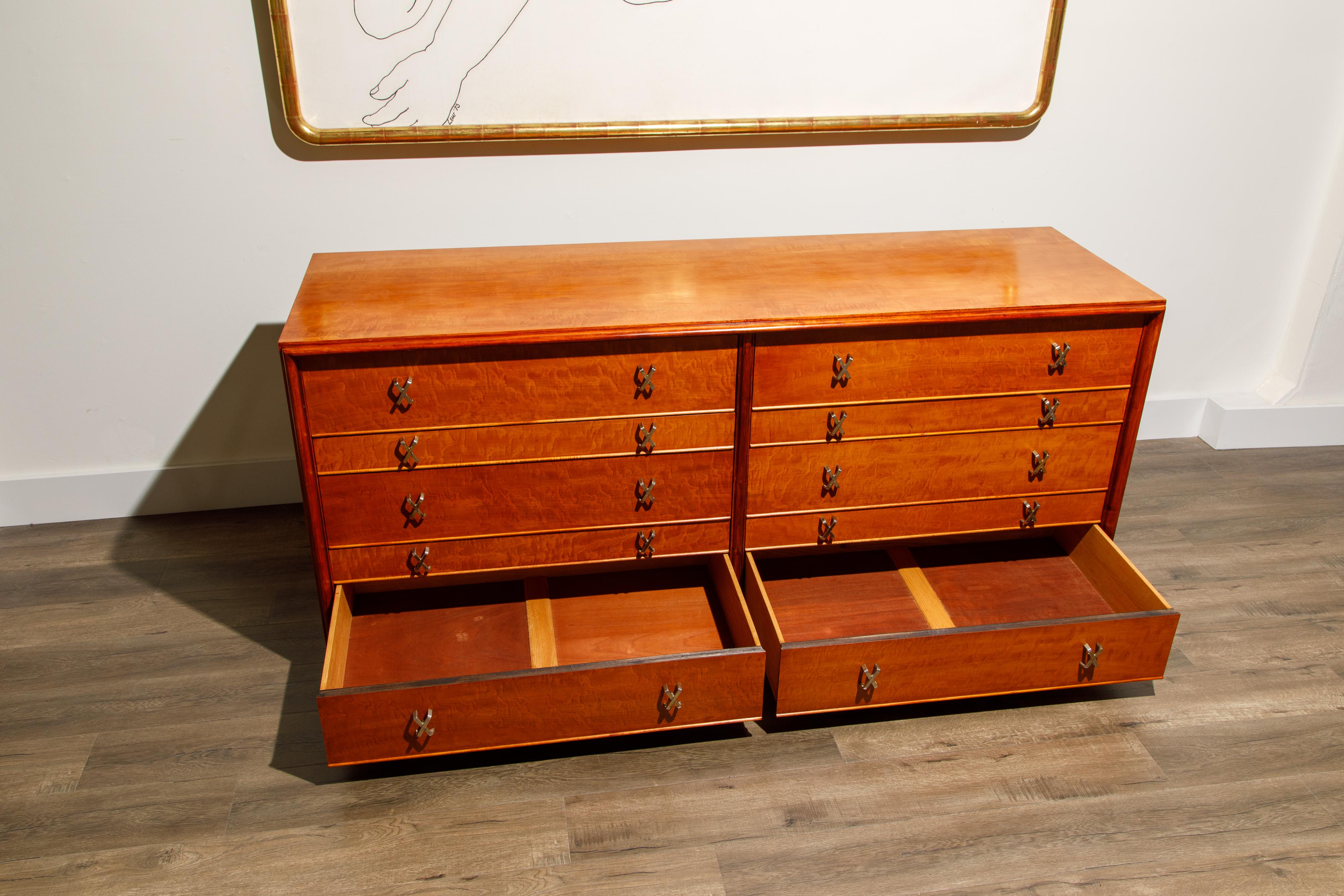 Paul Frankl Dresser and Nightstand for Johnson Furniture, 1950s For Sale 1