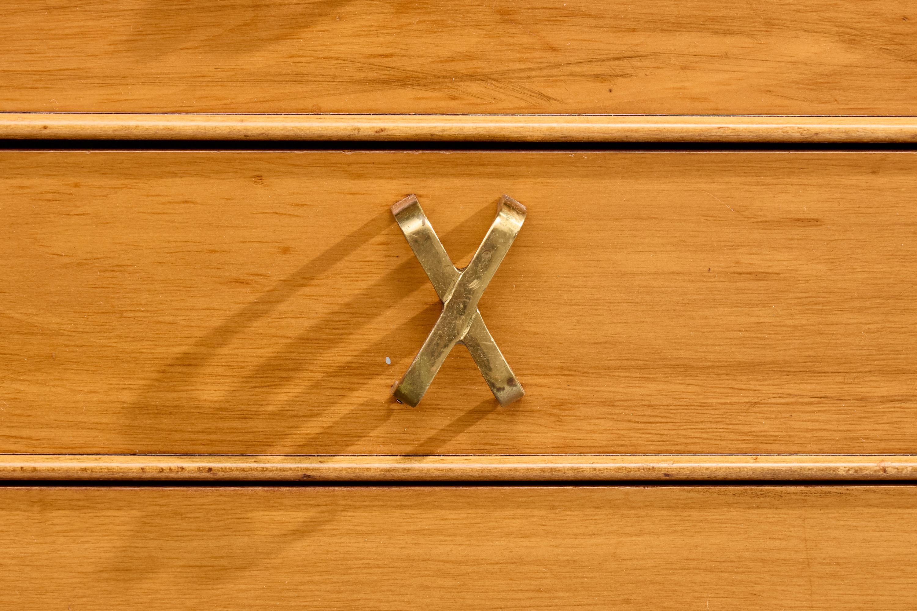 Paul Frankl, Dresser, Wood, Brass, USA, 1950s (Mitte des 20. Jahrhunderts) im Angebot