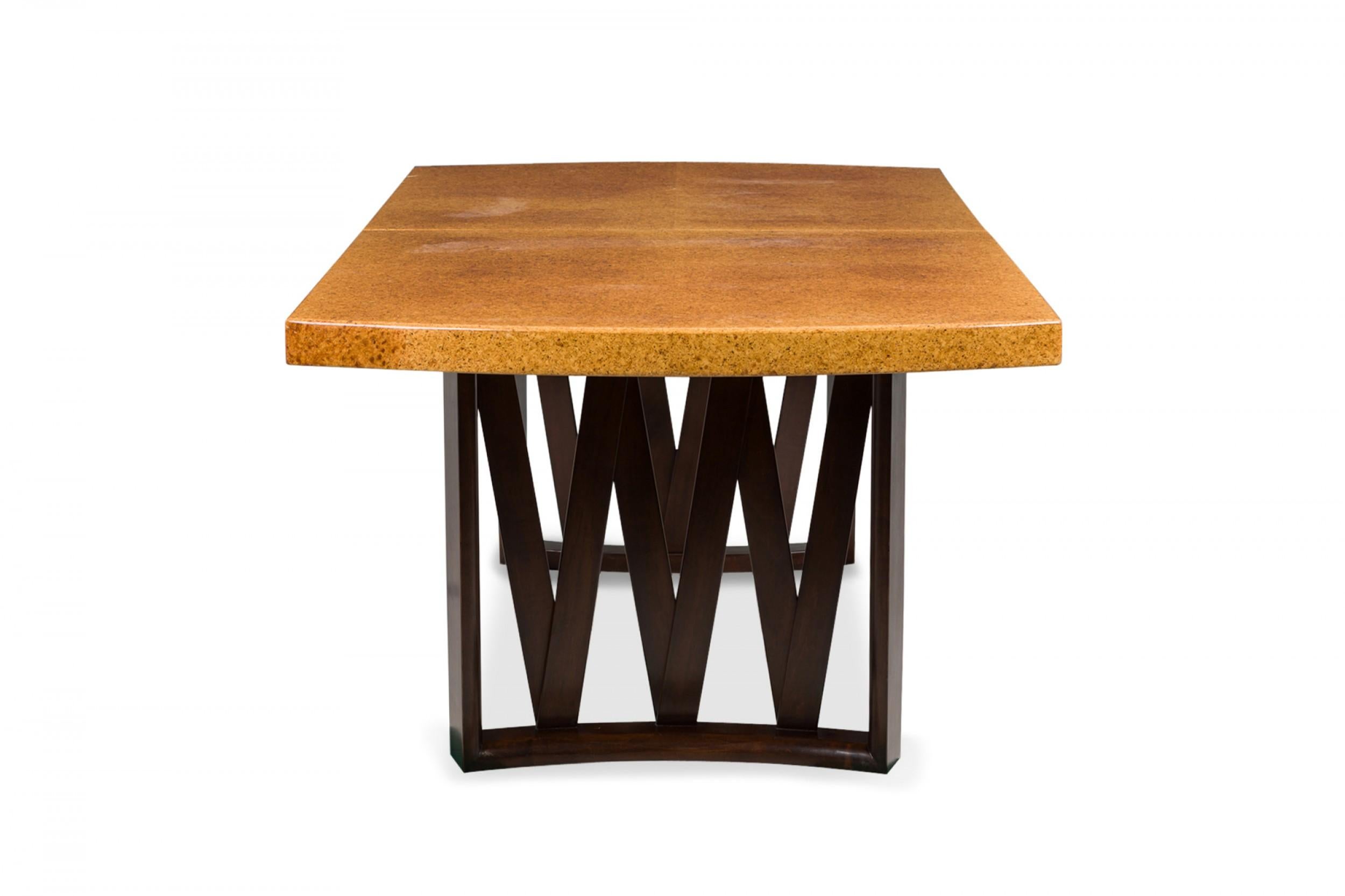 Paul Frankl für Johnson Furniture Co. Amerikanischer Esstisch mit Korkplatte aus der Mitte des Jahrhunderts (Moderne der Mitte des Jahrhunderts) im Angebot