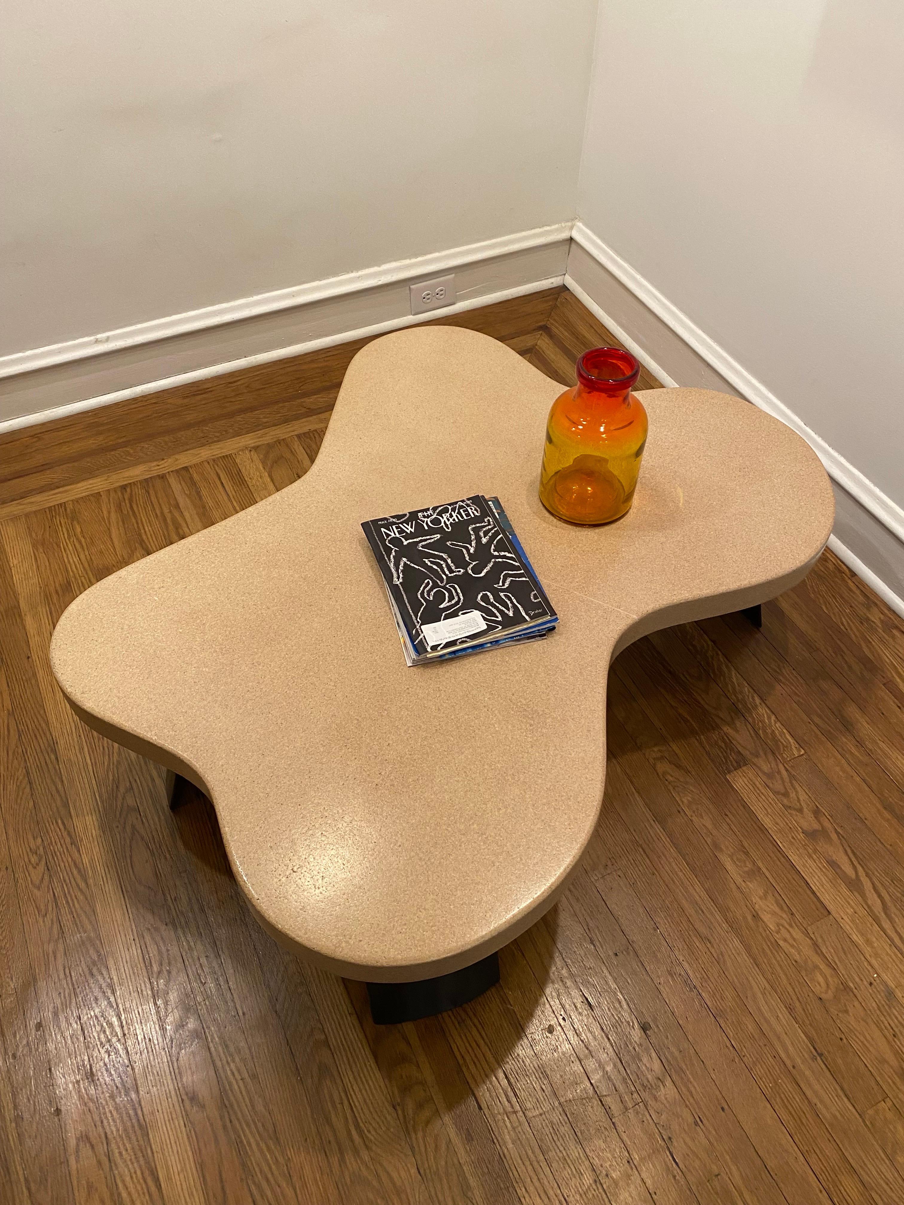 Paul Frankl for Johnson Furniture Co. Cork Amoeba Shaped Coffee Table model 5005 In Good Condition In Philadelphia, PA
