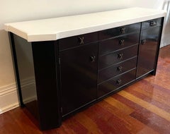 Paul Frankl pour Johnson Furniture Co. X Pull Cork Top Sideboard