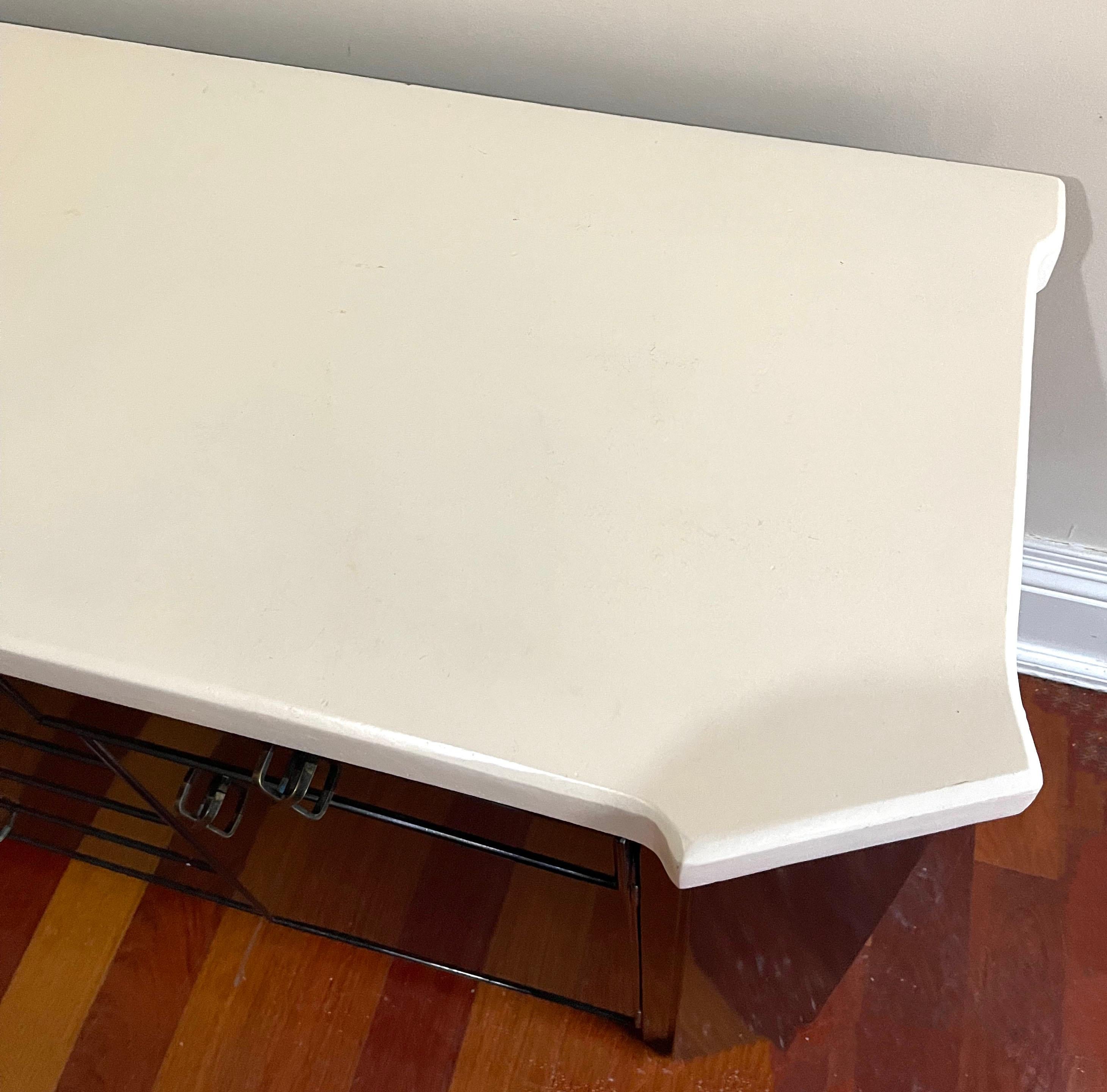Paul Frankl für Johnson Furniture Co. X Pull Korkplatte Sideboard (Moderne der Mitte des Jahrhunderts) im Angebot