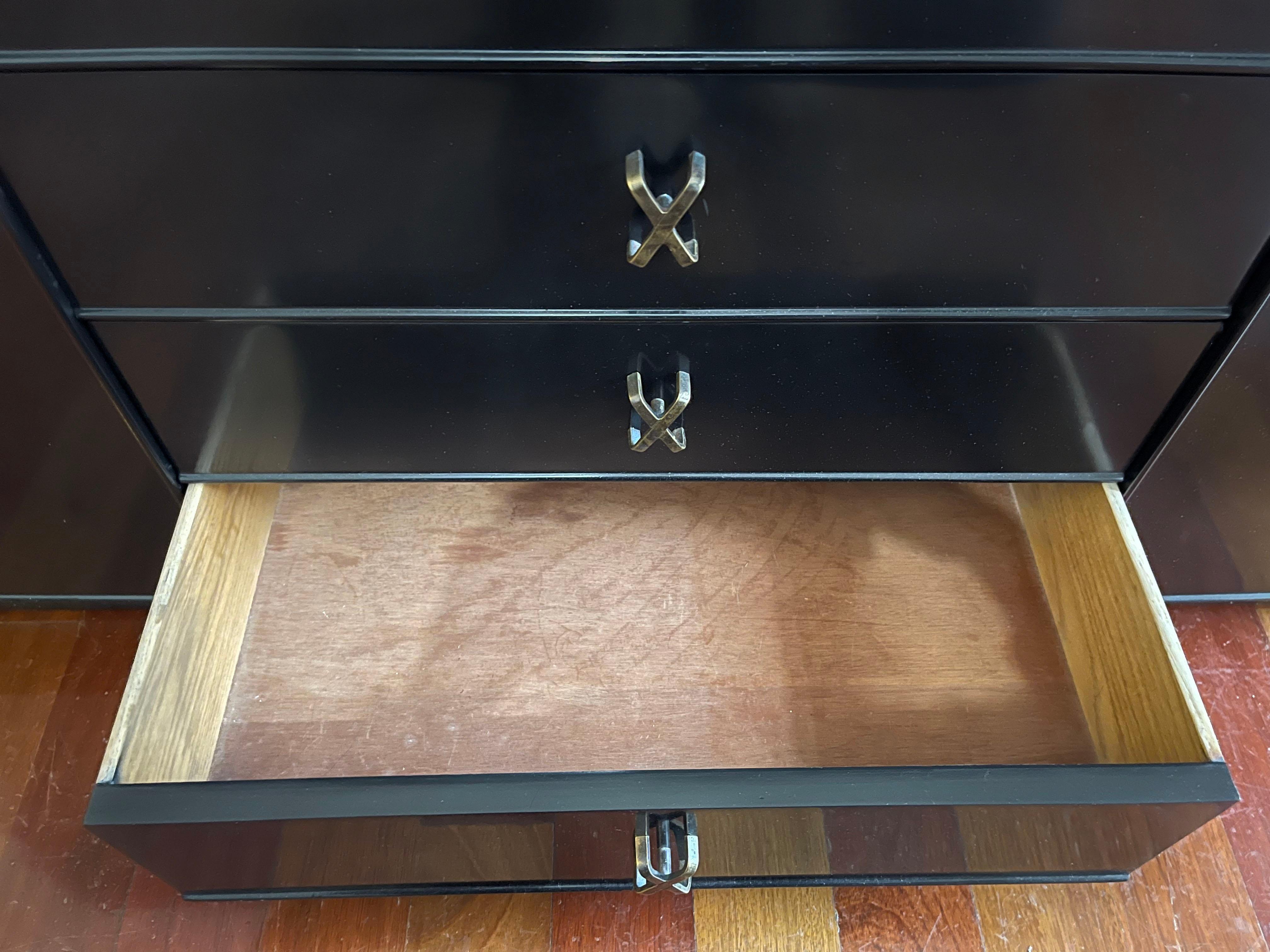 Paul Frankl für Johnson Furniture Co. X Pull Korkplatte Sideboard (Gemalt) im Angebot