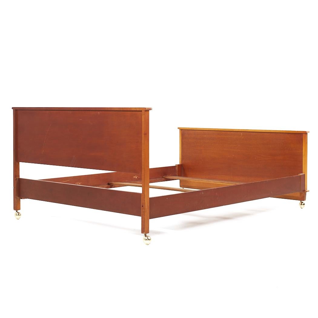 Paul Frankl für Johnson Furniture Company MCM Station Wagon Full Bettgestell (Holz) im Angebot