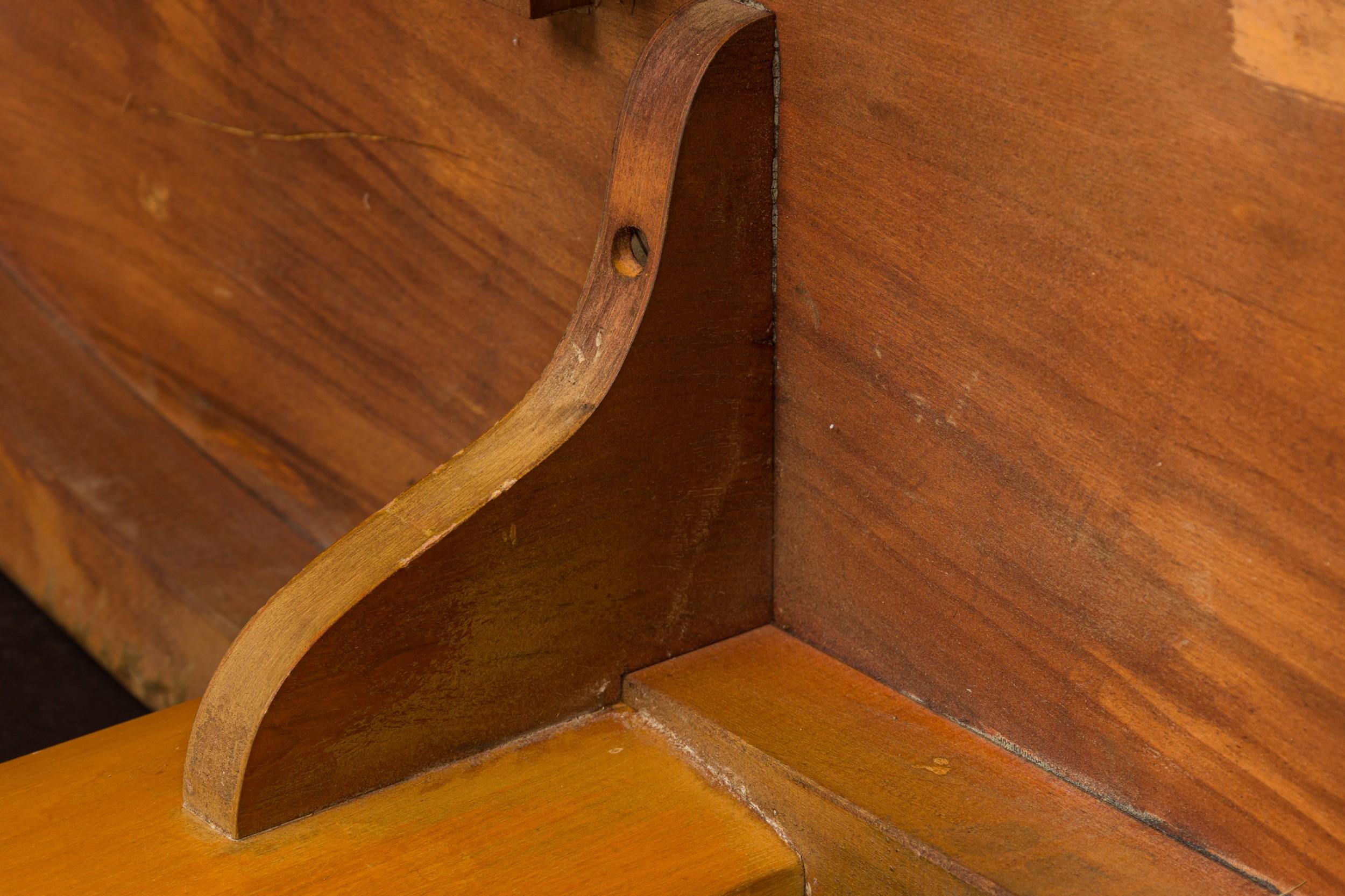 Paul Frankl für Johnson Furniture Company  Pallet'' Holz-Schreibtisch im Angebot 10