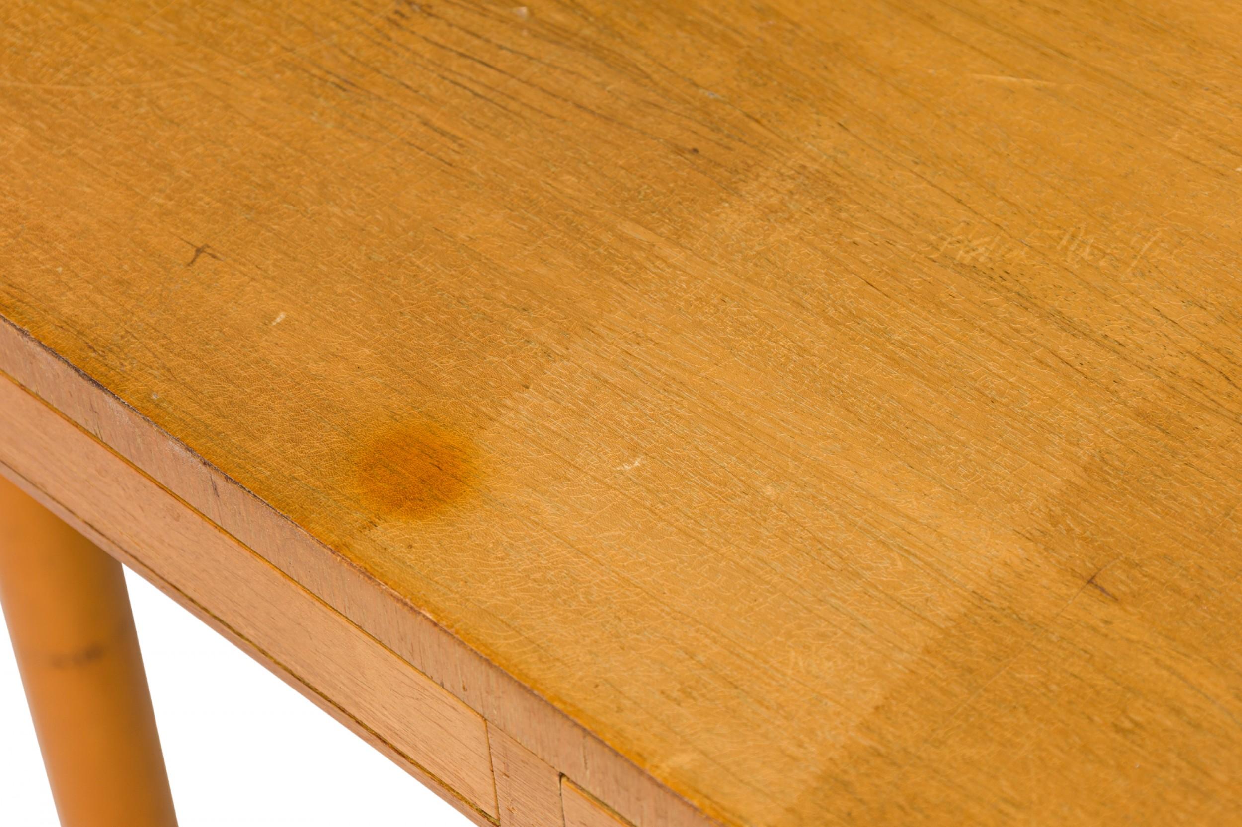 Paul Frankl für Johnson Furniture Company  Pallet'' Holz-Schreibtisch im Angebot 3