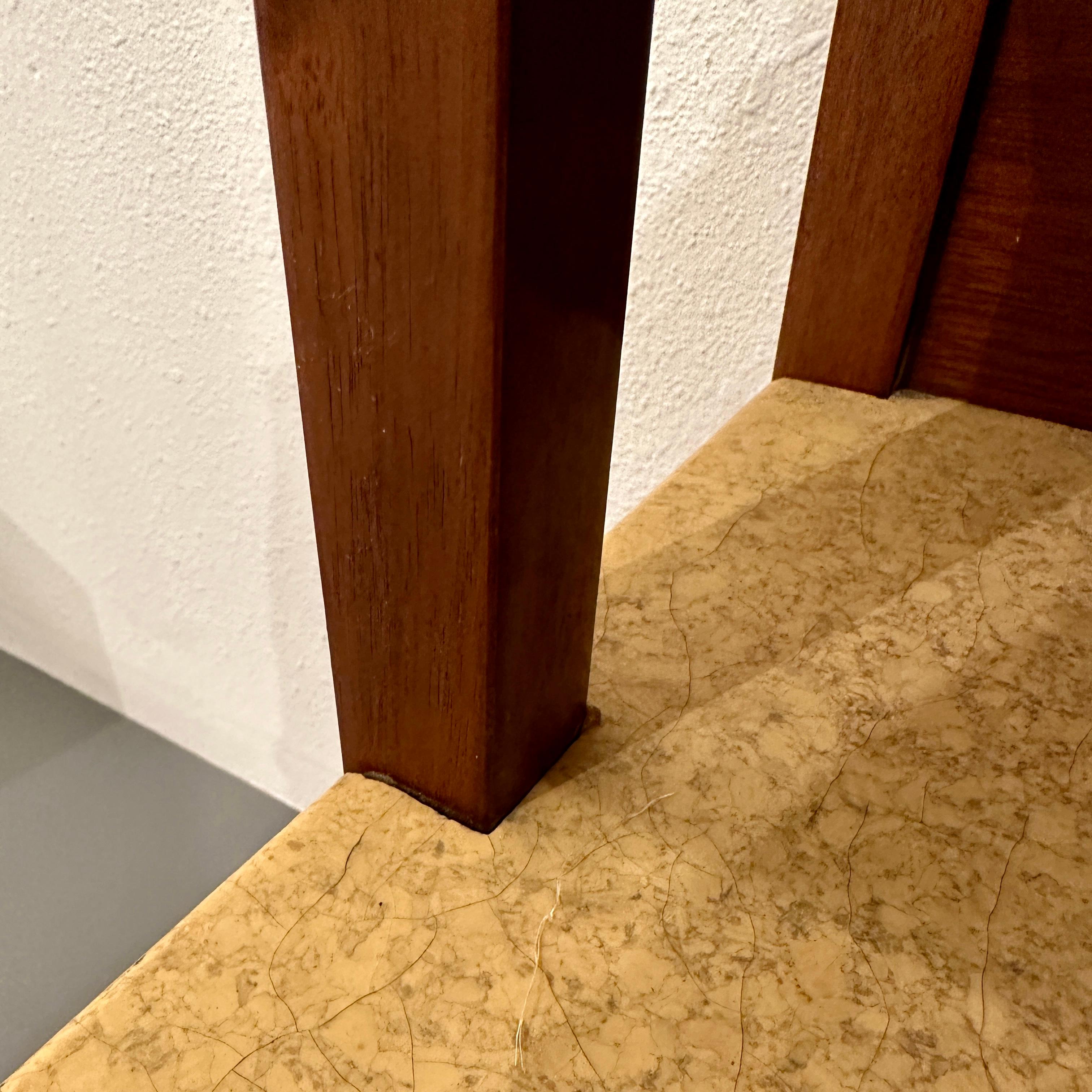 Table d'angle en liège et acajou de Paul Frankl pour Johnson Furniture, vers 1951 en vente 2