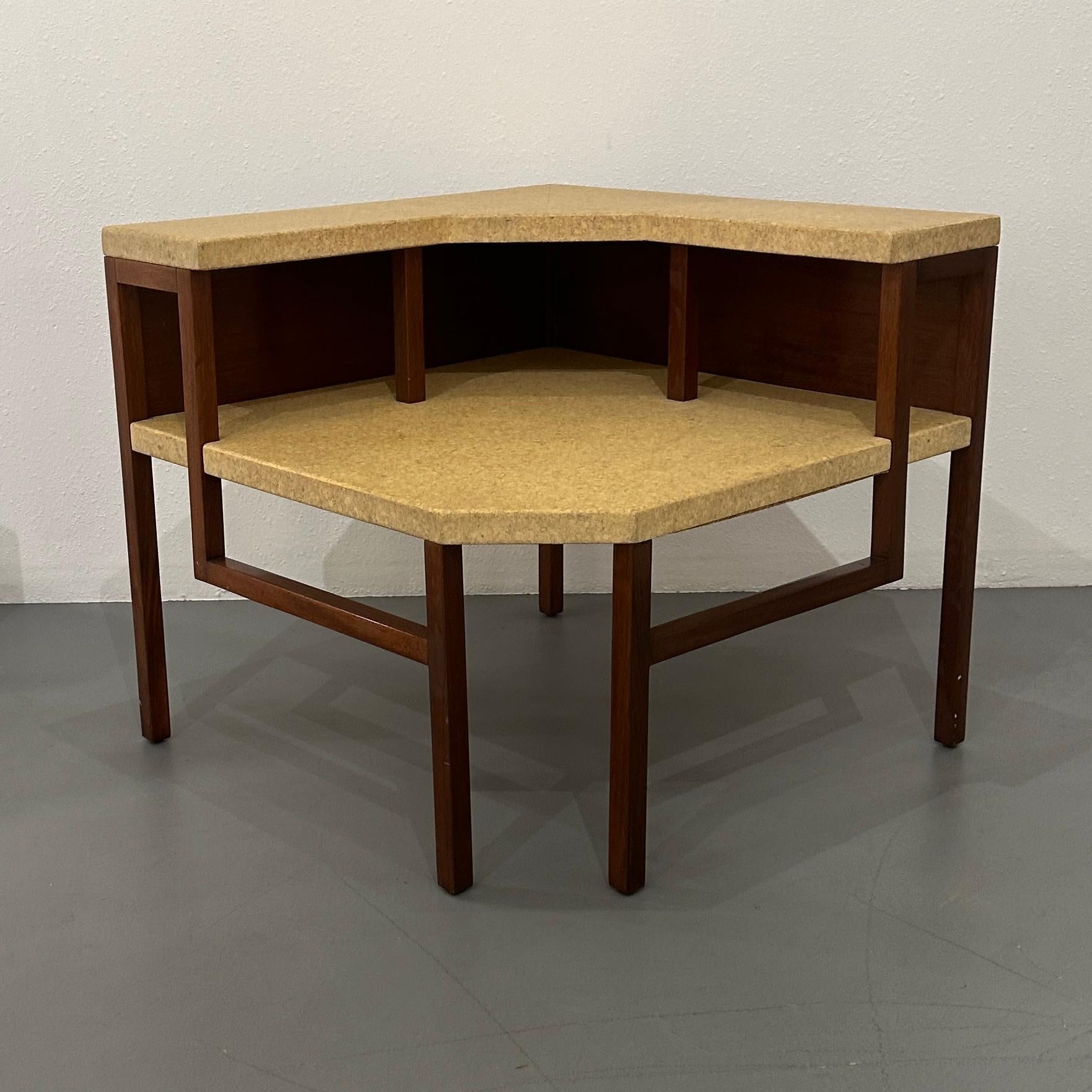 Américain Table d'angle en liège et acajou de Paul Frankl pour Johnson Furniture, vers 1951 en vente