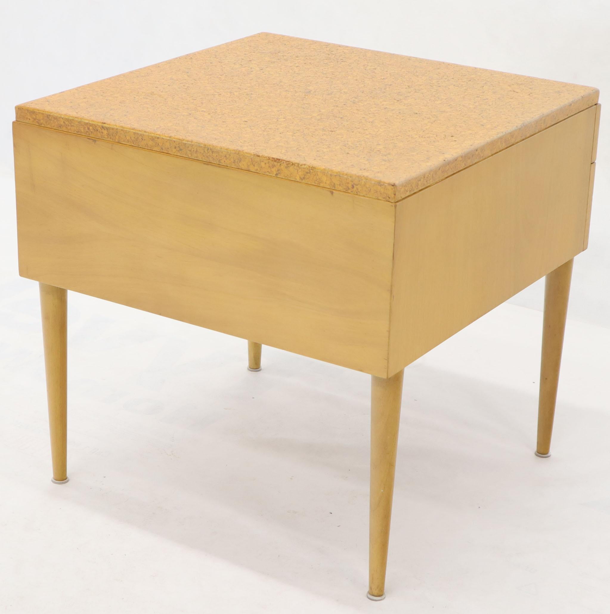 Paul Frankl for Johnson Furniture Table d'appoint à deux tiroirs en liège Sqaure Stand en vente 9