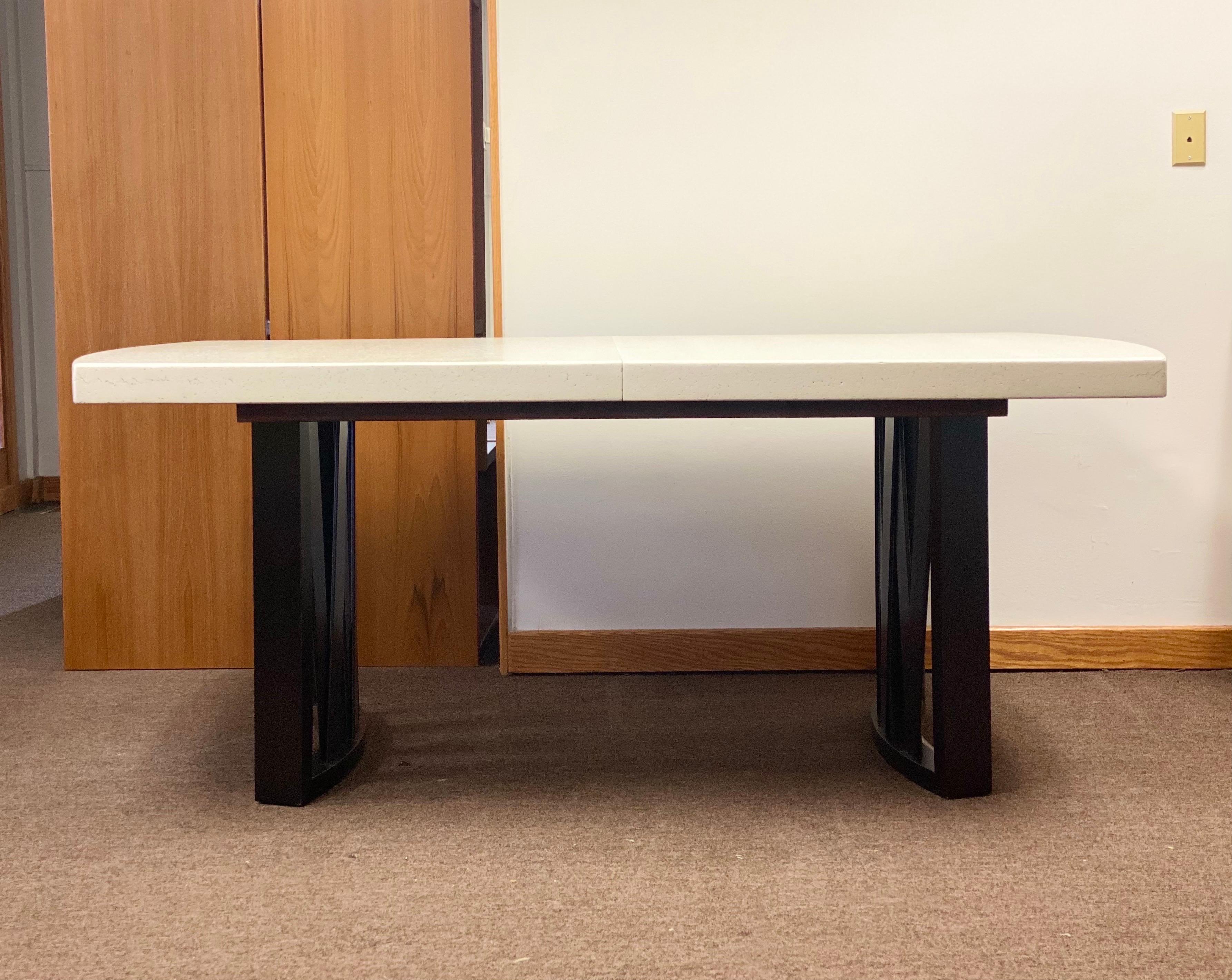 Paul Frankl for Johnson Furniture Set da pranzo in mogano e sughero bianco, set di 5 persone In condizioni buone in vendita a Farmington Hills, MI