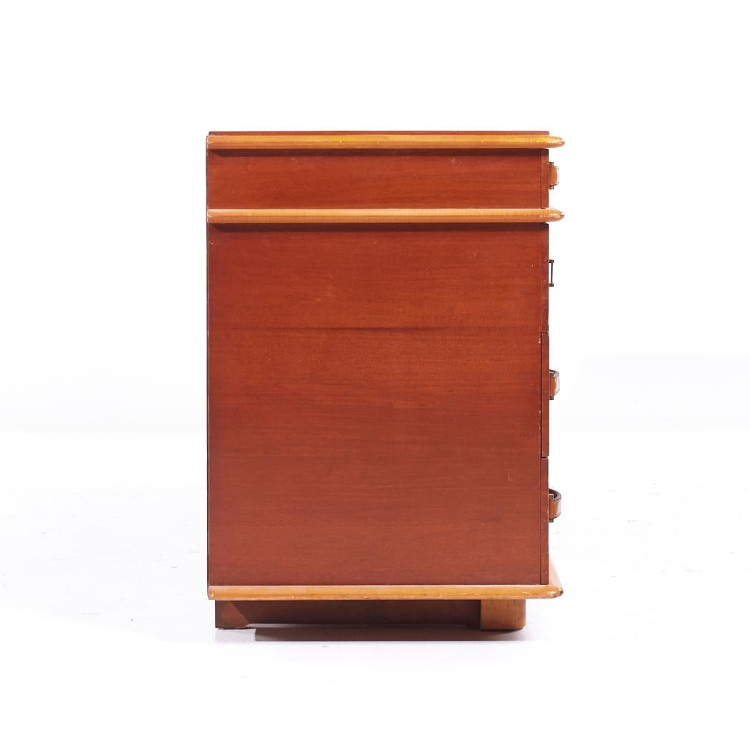 Américain Paul Frankl for Johnson Furniture Commode Station Wagon en cuir, bouleau et érable MCM en vente