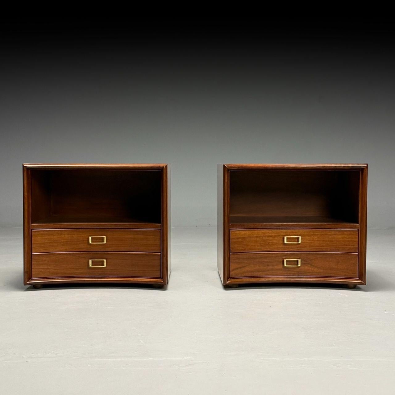 Paul Frankl, John Stuart, Mid-Century Modern, Concave Nightstands, Walnut, 1950s In Good Condition In Manhasset, NY