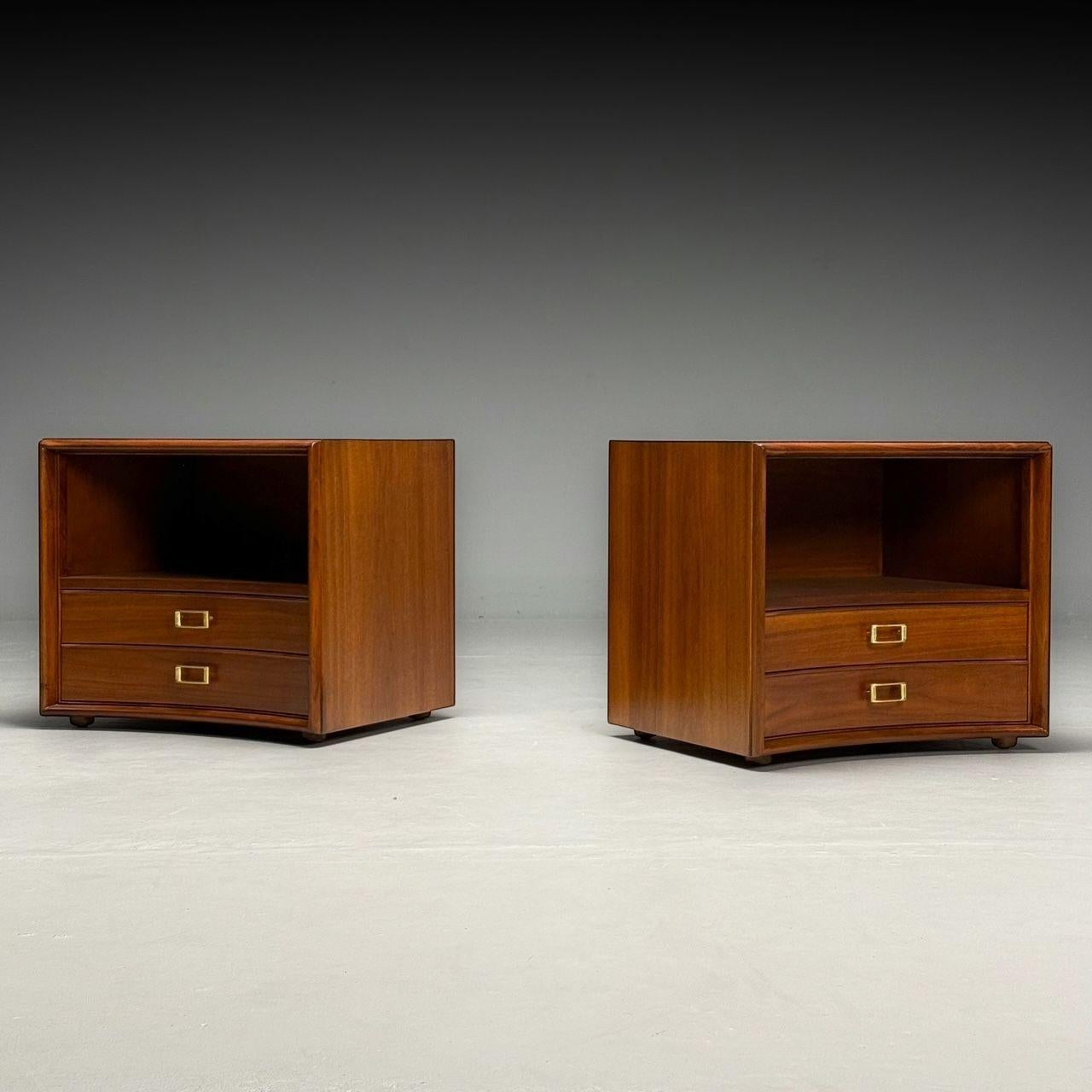 Paul Frankl, John Stuart, Mid-Century Modern, Dresser, Walnut, Brass, USA, 1950s For Sale 6