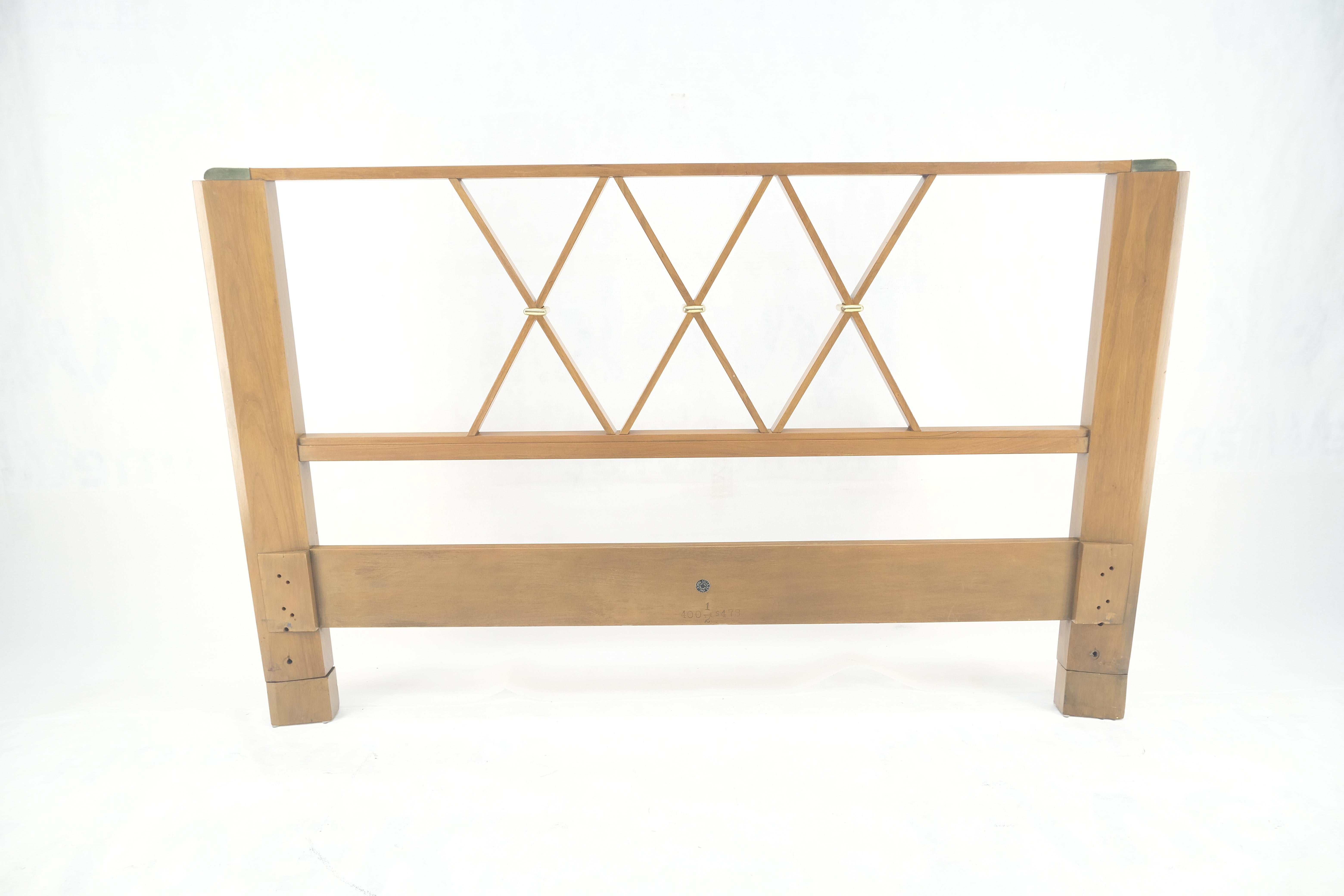 Paul Frankl Light Walnut Brass Accents Queen Size XXX Movie Headboard Bed MINT In Excellent Condition For Sale In Rockaway, NJ