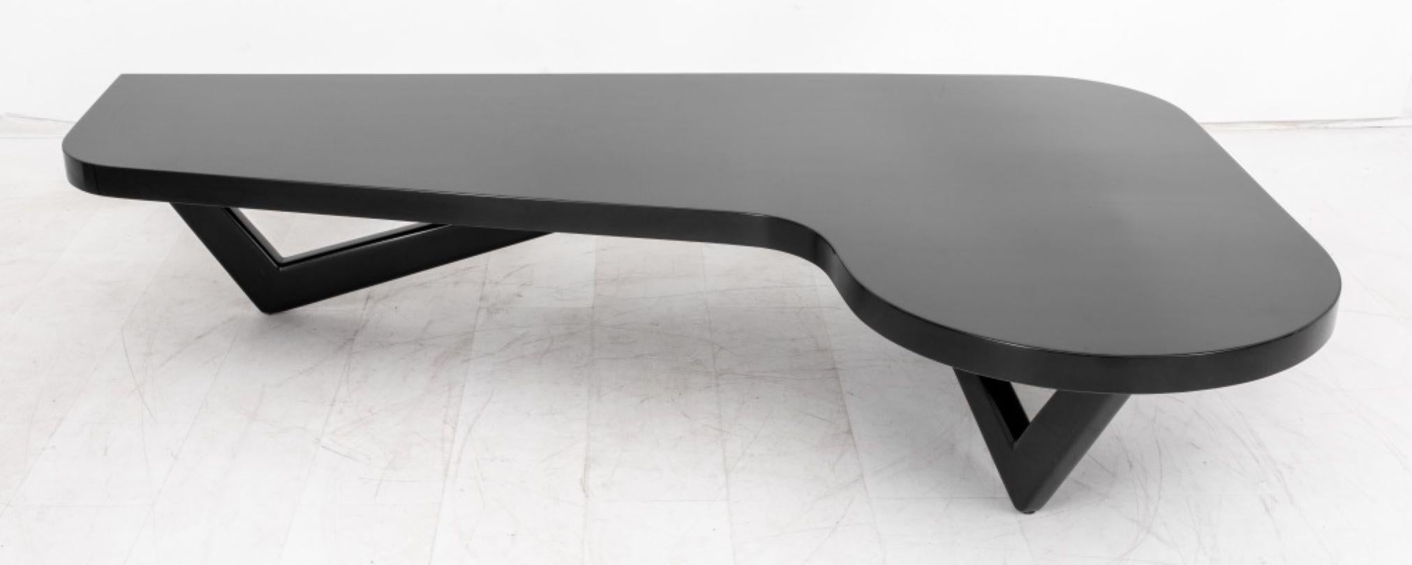 Paul Frankl Manner Black Boomerang Low Table In Good Condition In New York, NY