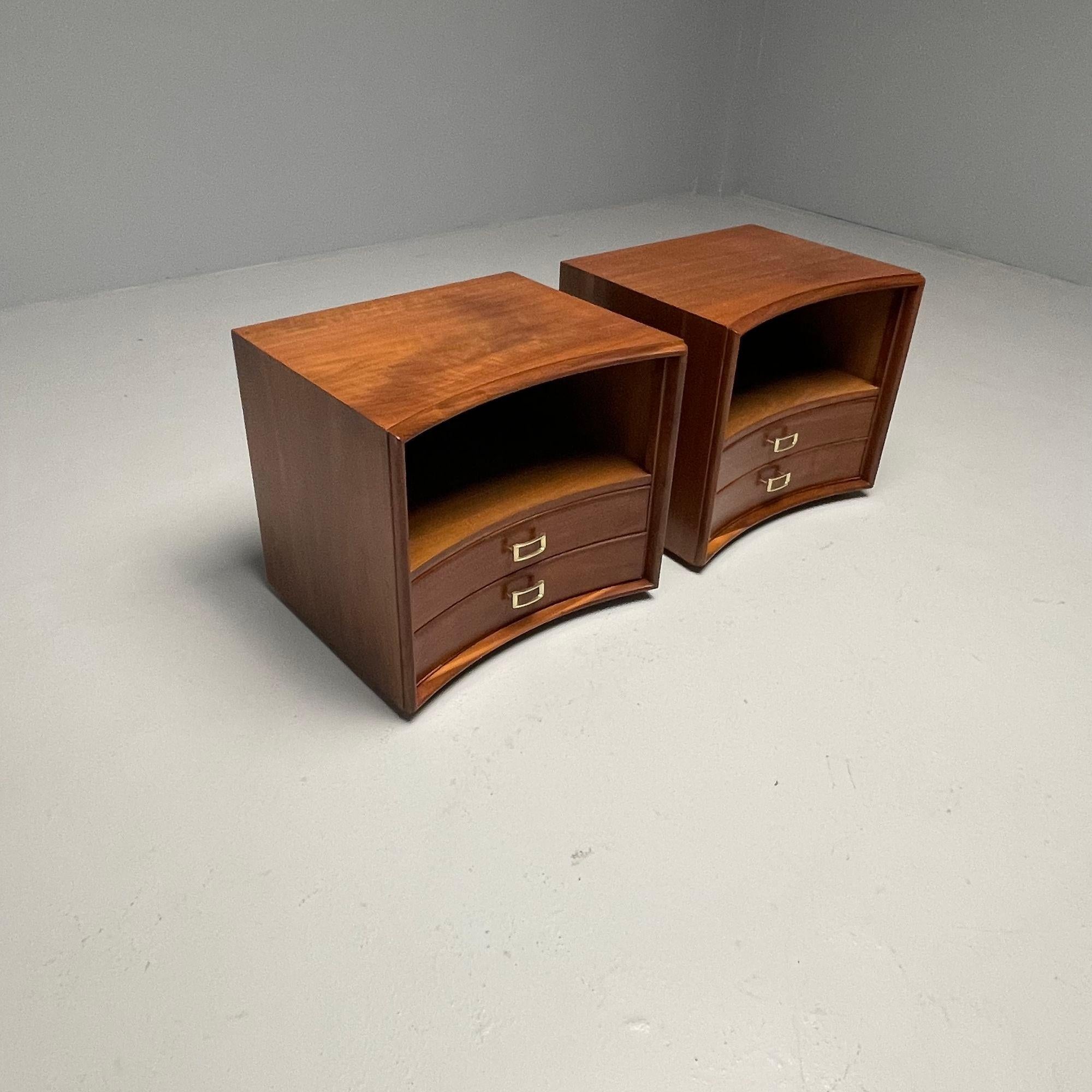Paul Frankl, Mid-Century Modern, Concave Nightstands, Walnut, Brass, USA 1950s In Distressed Condition For Sale In Stamford, CT
