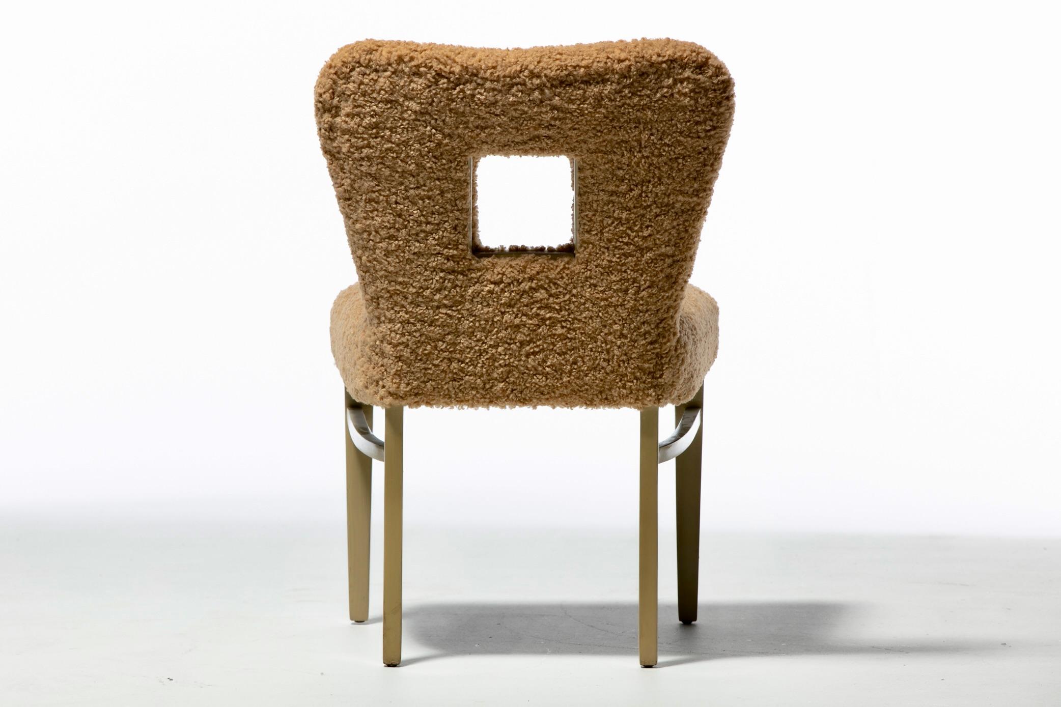 Paul Frankl Set of 20 Dining Chairs in Bleached Mahogany & Latte Bouclé c.C. 1950 en vente 13