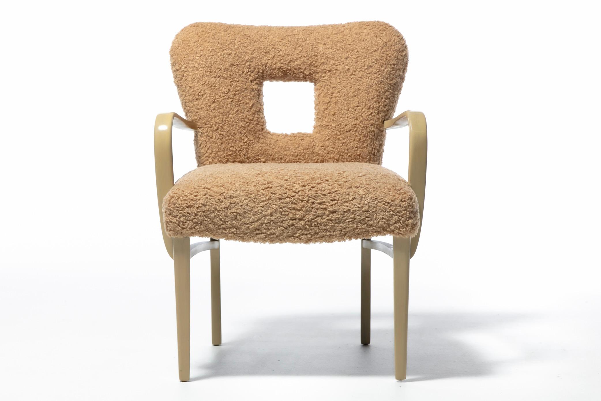 Américain Paul Frankl Set of 20 Dining Chairs in Bleached Mahogany & Latte Bouclé c.C. 1950 en vente