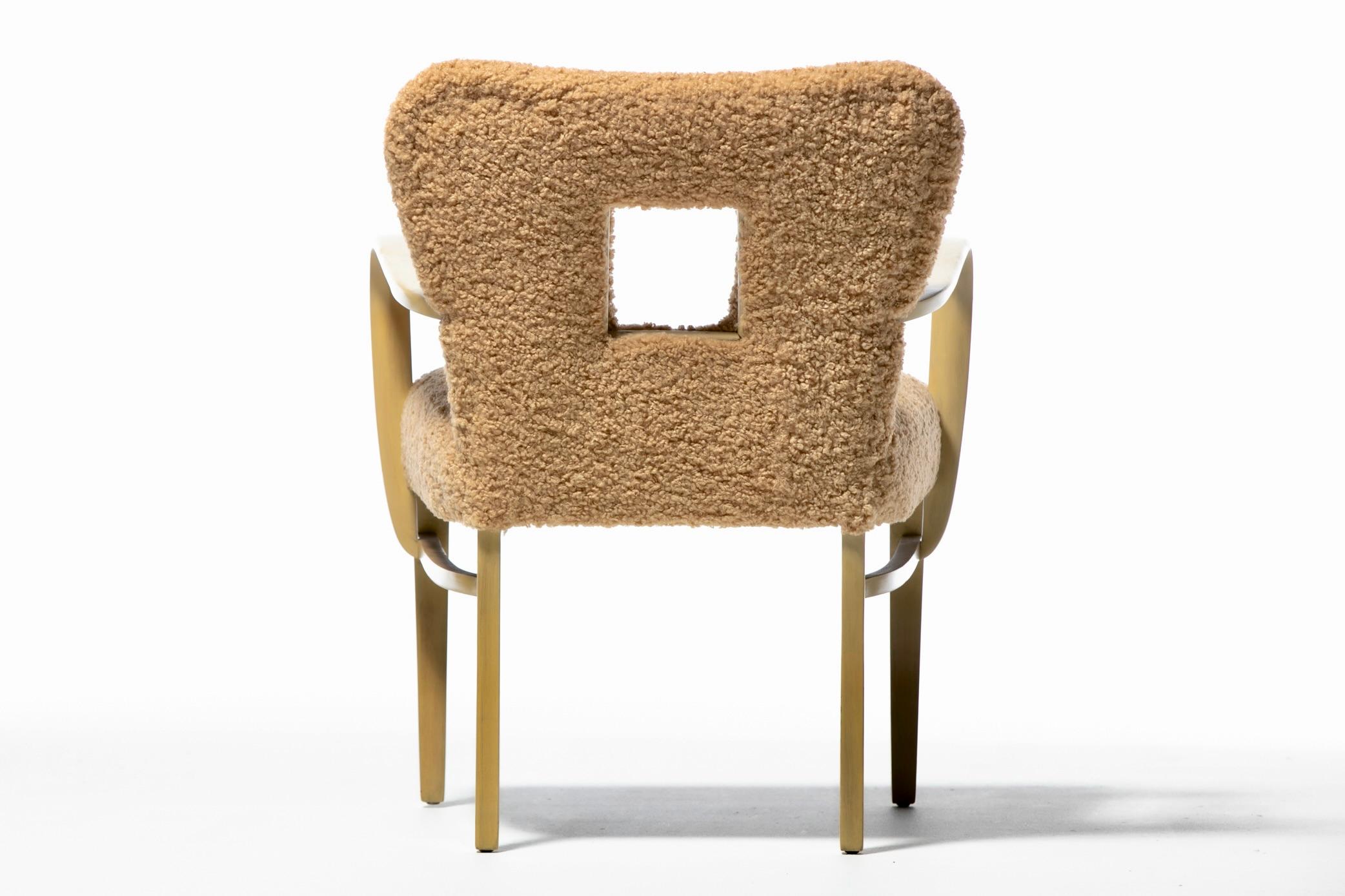 Paul Frankl Set of 20 Dining Chairs in Bleached Mahogany & Latte Bouclé c.C. 1950 en vente 2