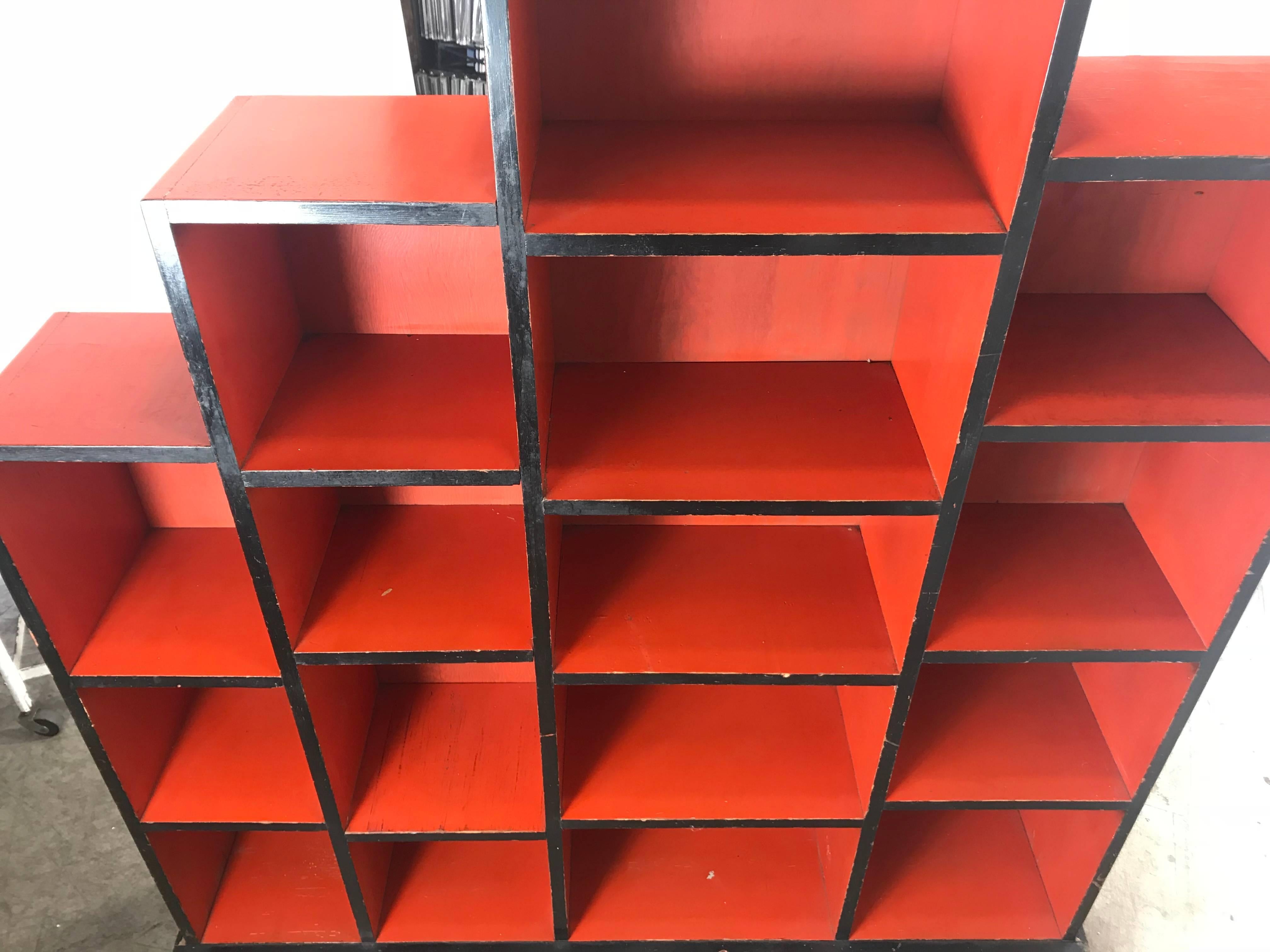 Paul Frankl Skyscraper Art Deco Bookcase, Red and Black In Distressed Condition For Sale In Buffalo, NY