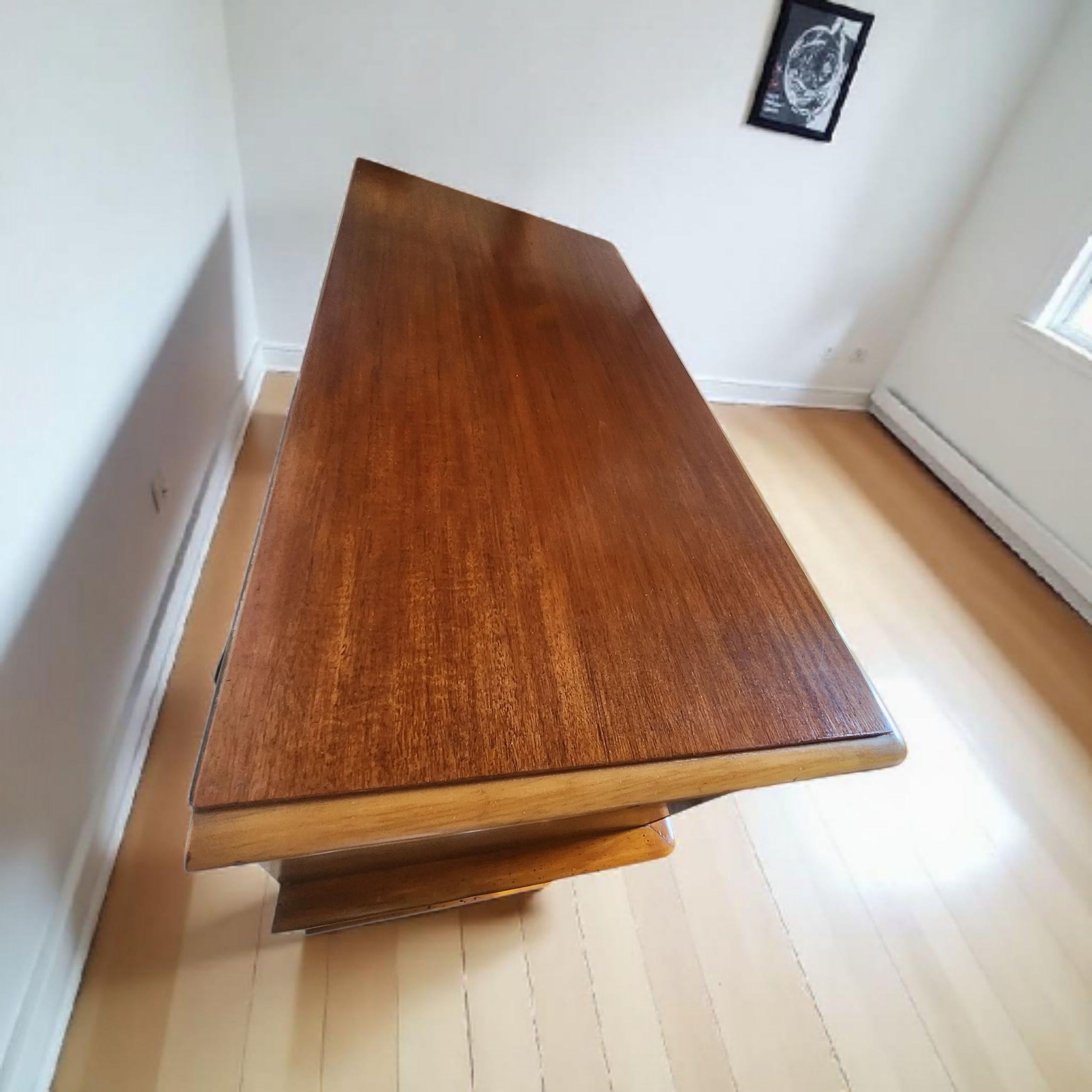 Ottone Paul Frankl Station Wagon - Cassettone altoJohnson Furniture 1950s in vendita