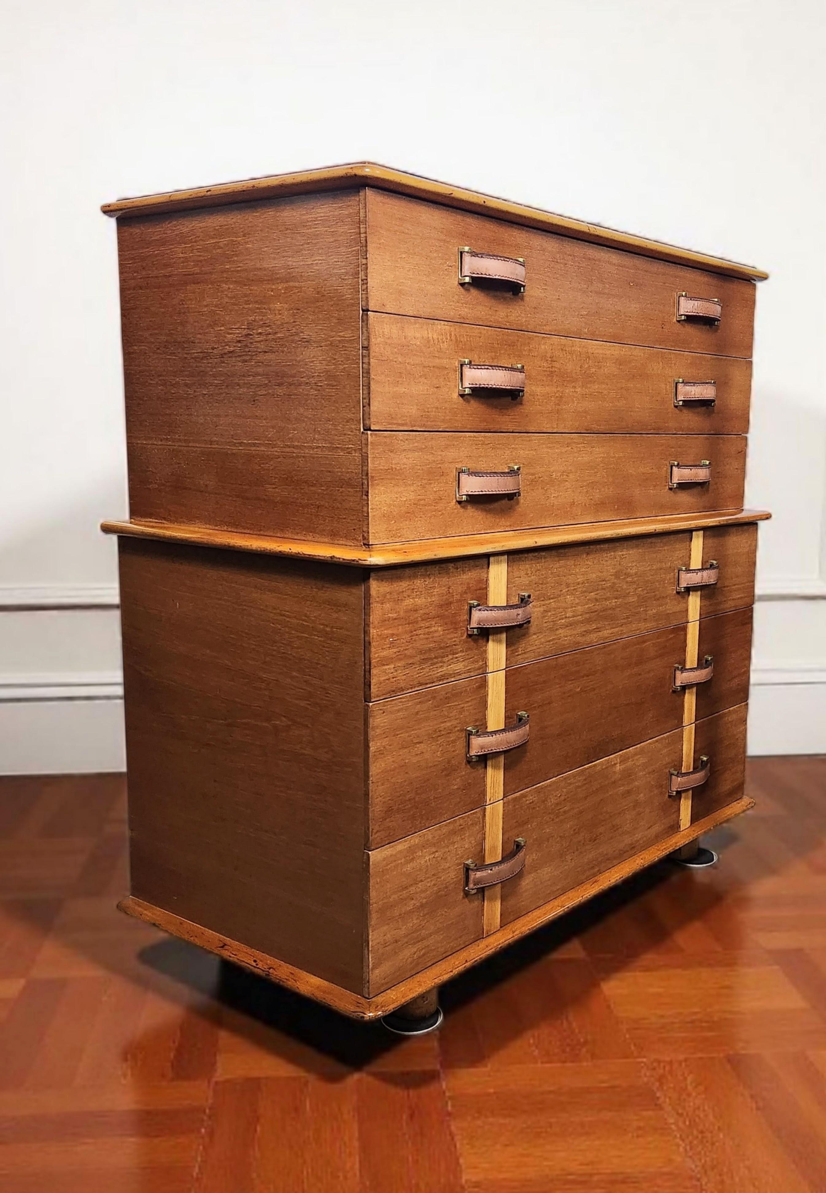 Mid-Century moderno Paul Frankl Station Wagon - Cassettone altoJohnson Furniture 1950s in vendita