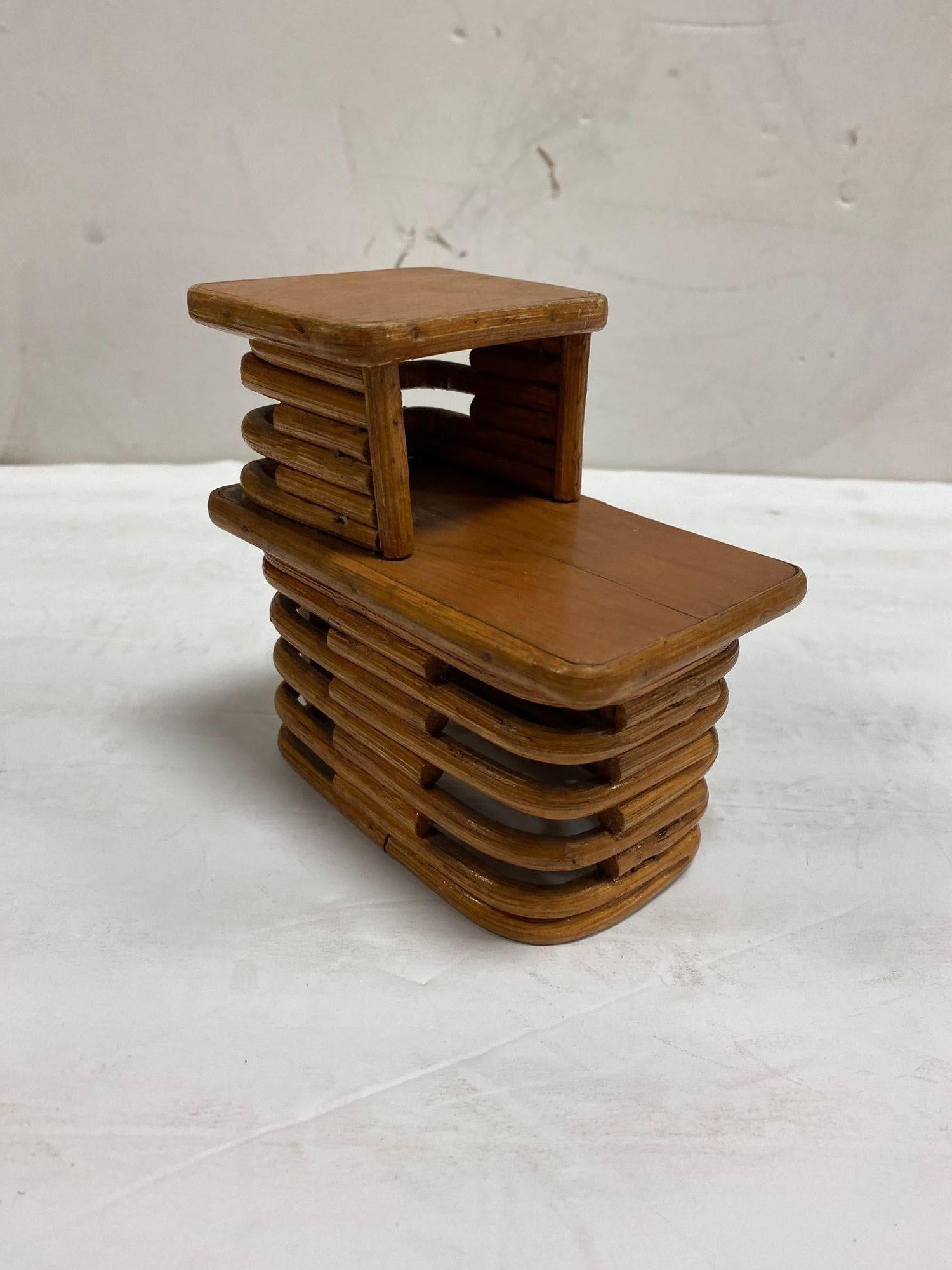 Rattan Set da salotto in rattan in miniatura Paul Frankl Style Sample, 1950 in vendita