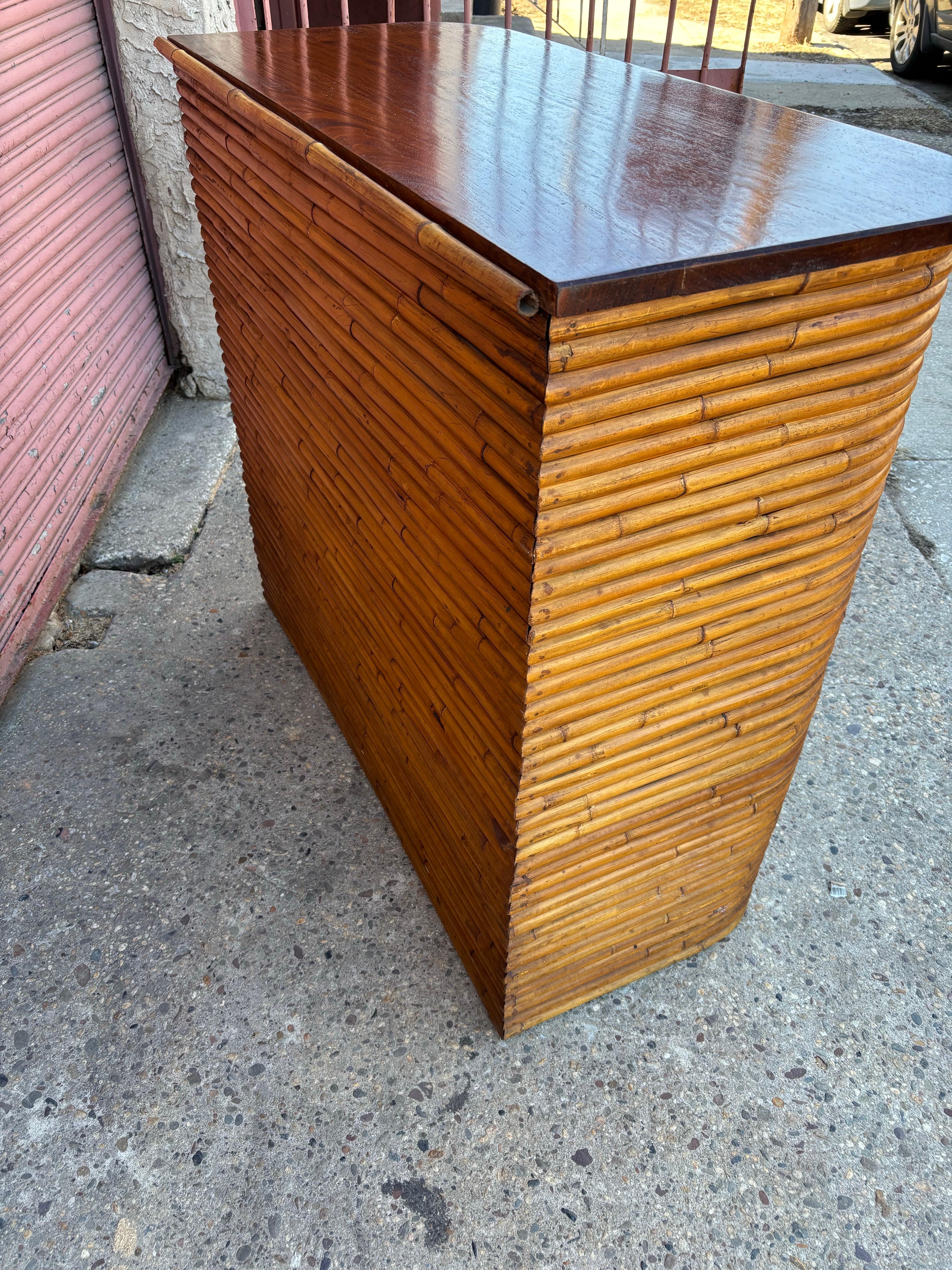 Paul Frankl Style Split Bamboo Dresser In Good Condition For Sale In Philadelphia, PA