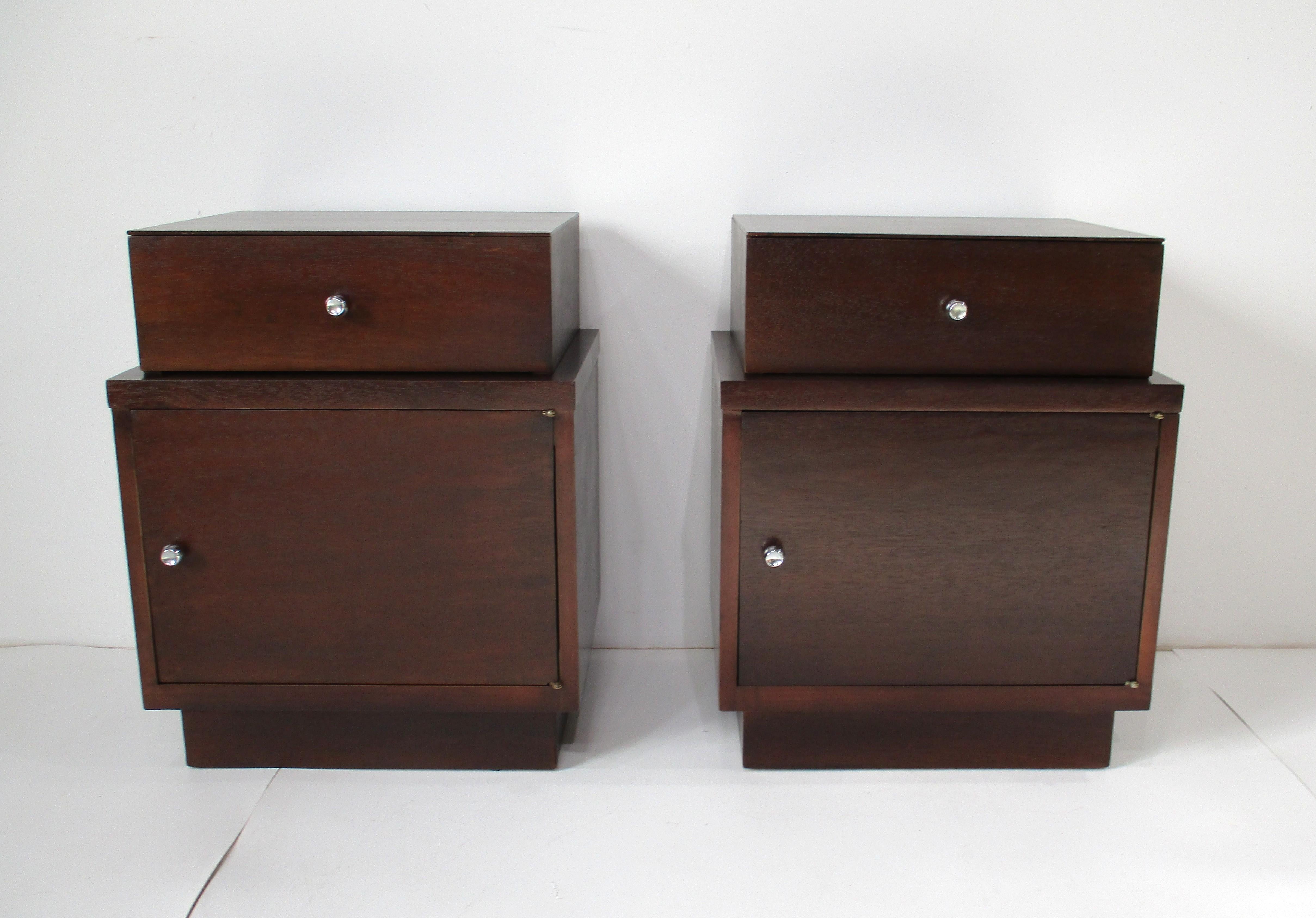 Tables de nuit / tables d'appoint Art déco de style Paul Frankl en vente 7