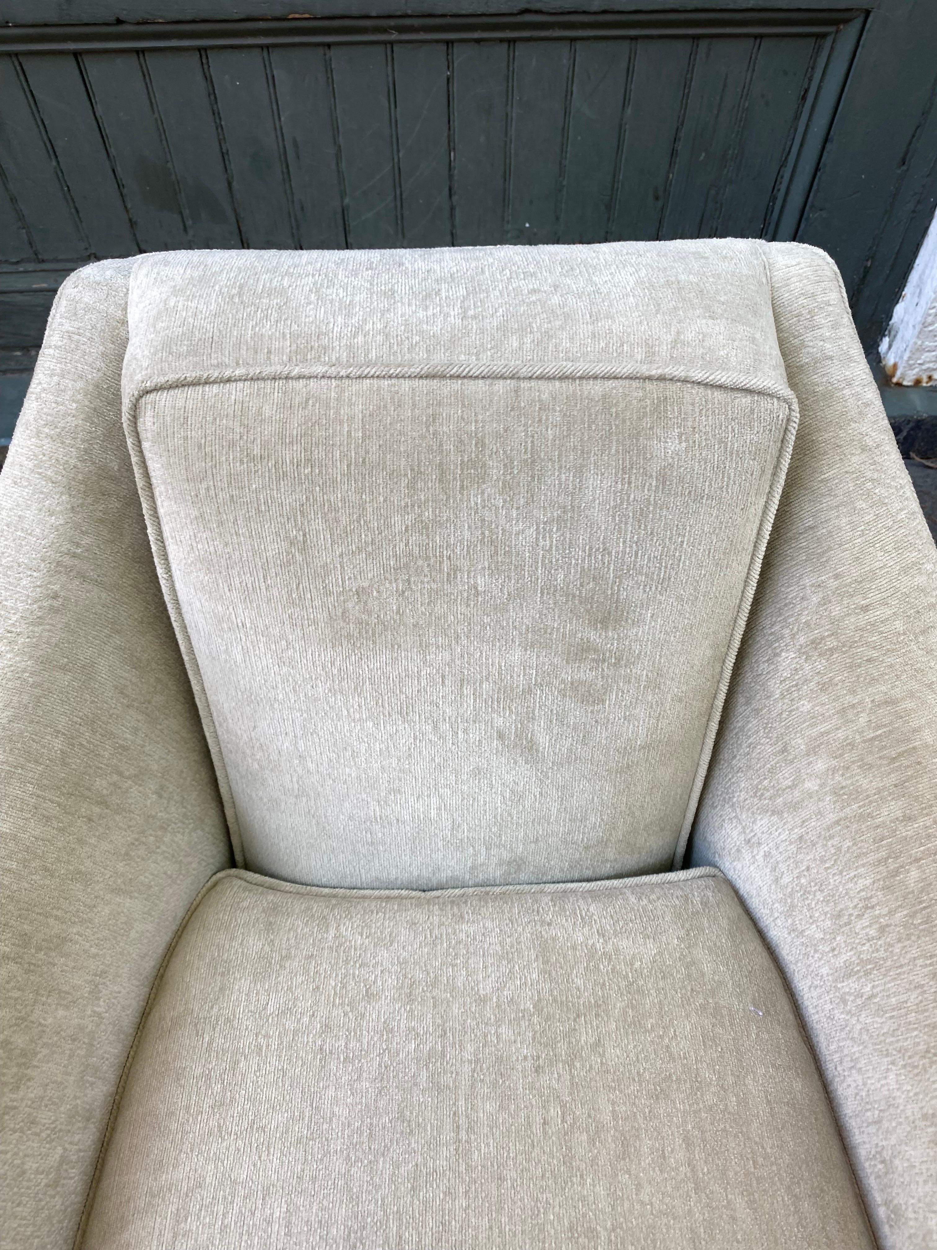 Paul Frankl Upholstered Lounge Chair In Good Condition In Philadelphia, PA