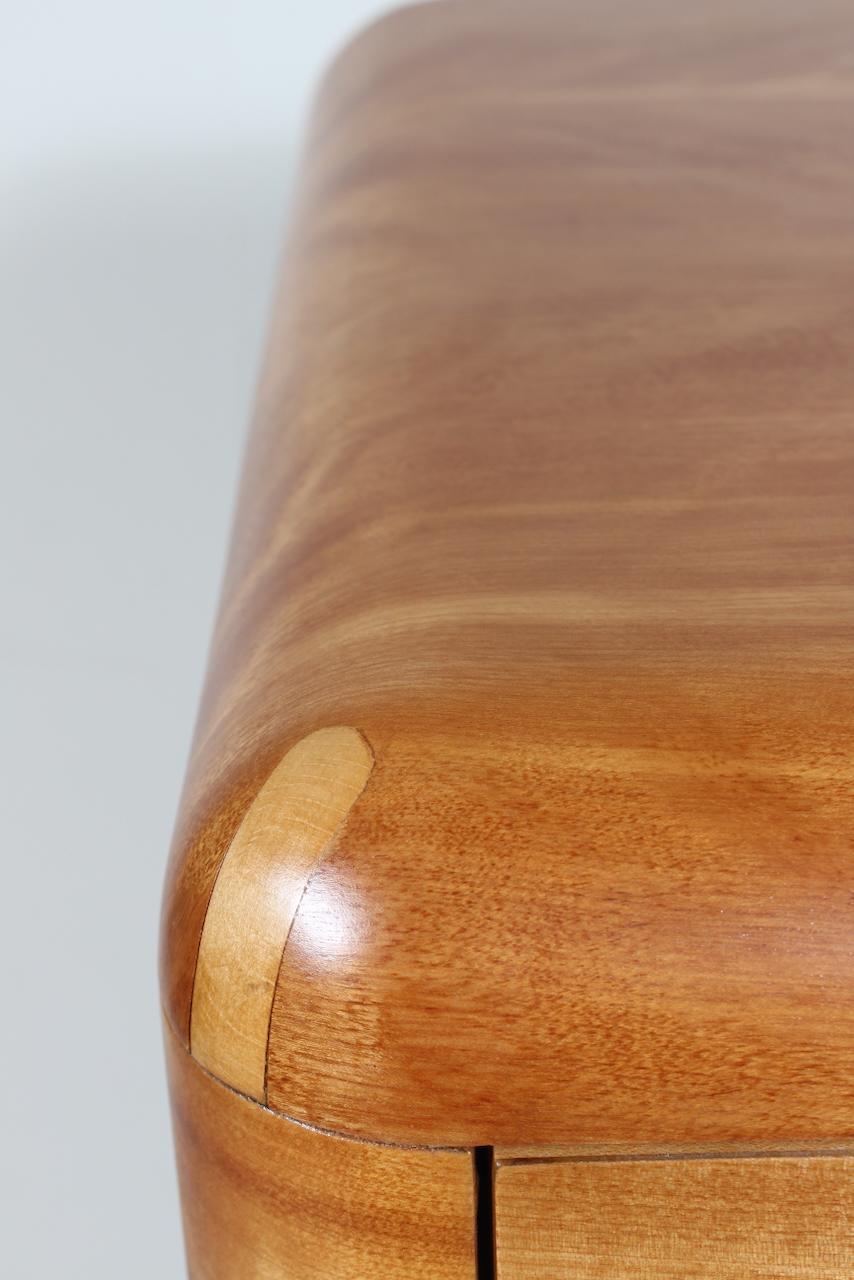 Paul Goodman para Plymodern Furniture Cómoda de cuatro cajones de madera curvada de abedul, años 40 en venta 3