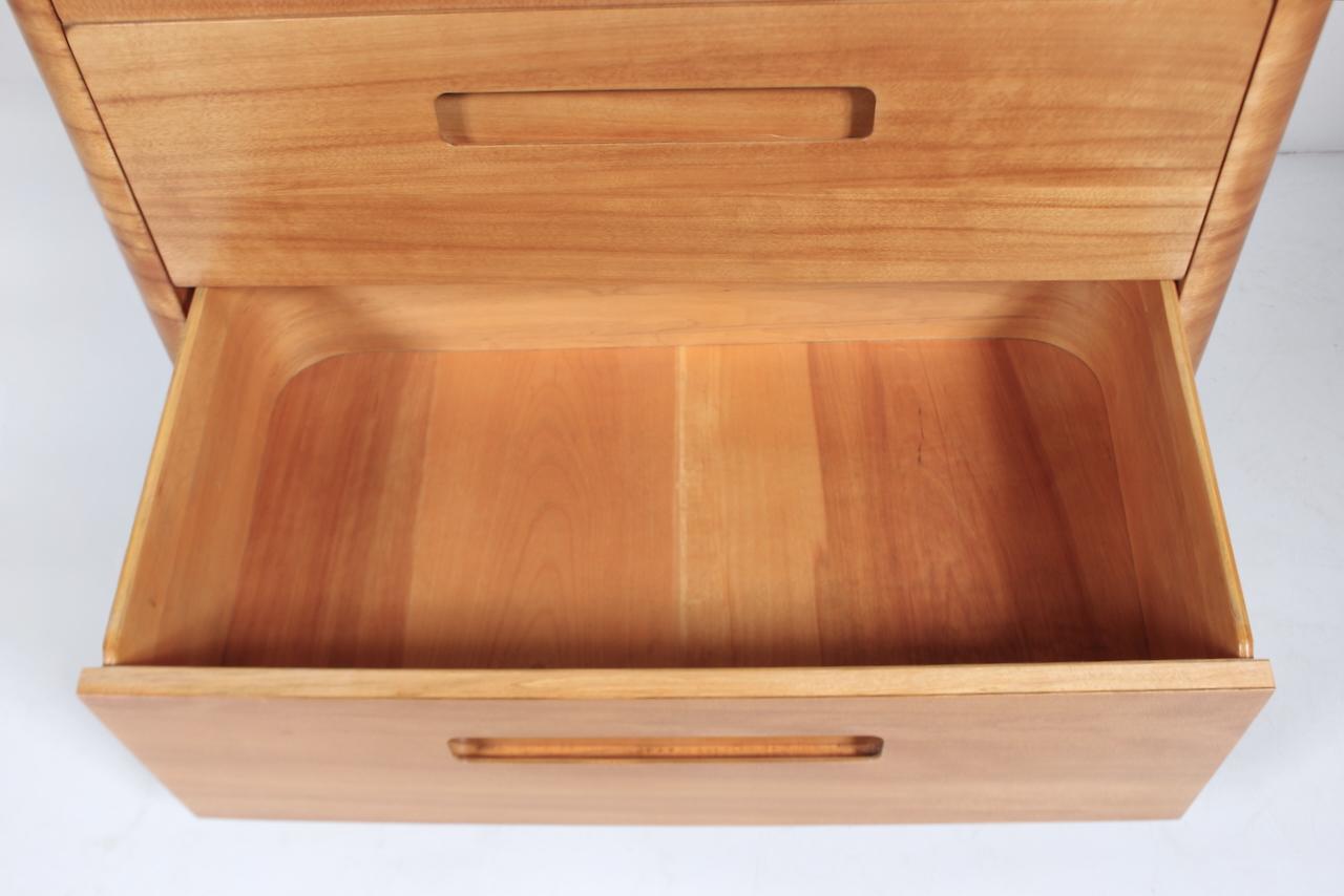 Paul Goodman para Plymodern Furniture Cómoda de cuatro cajones de madera curvada de abedul, años 40 en venta 4