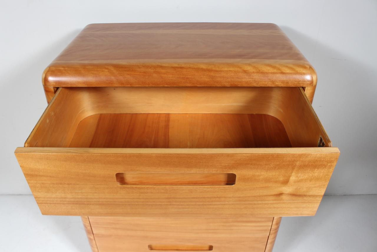 Paul Goodman para Plymodern Furniture Cómoda de cuatro cajones de madera curvada de abedul, años 40 en venta 5
