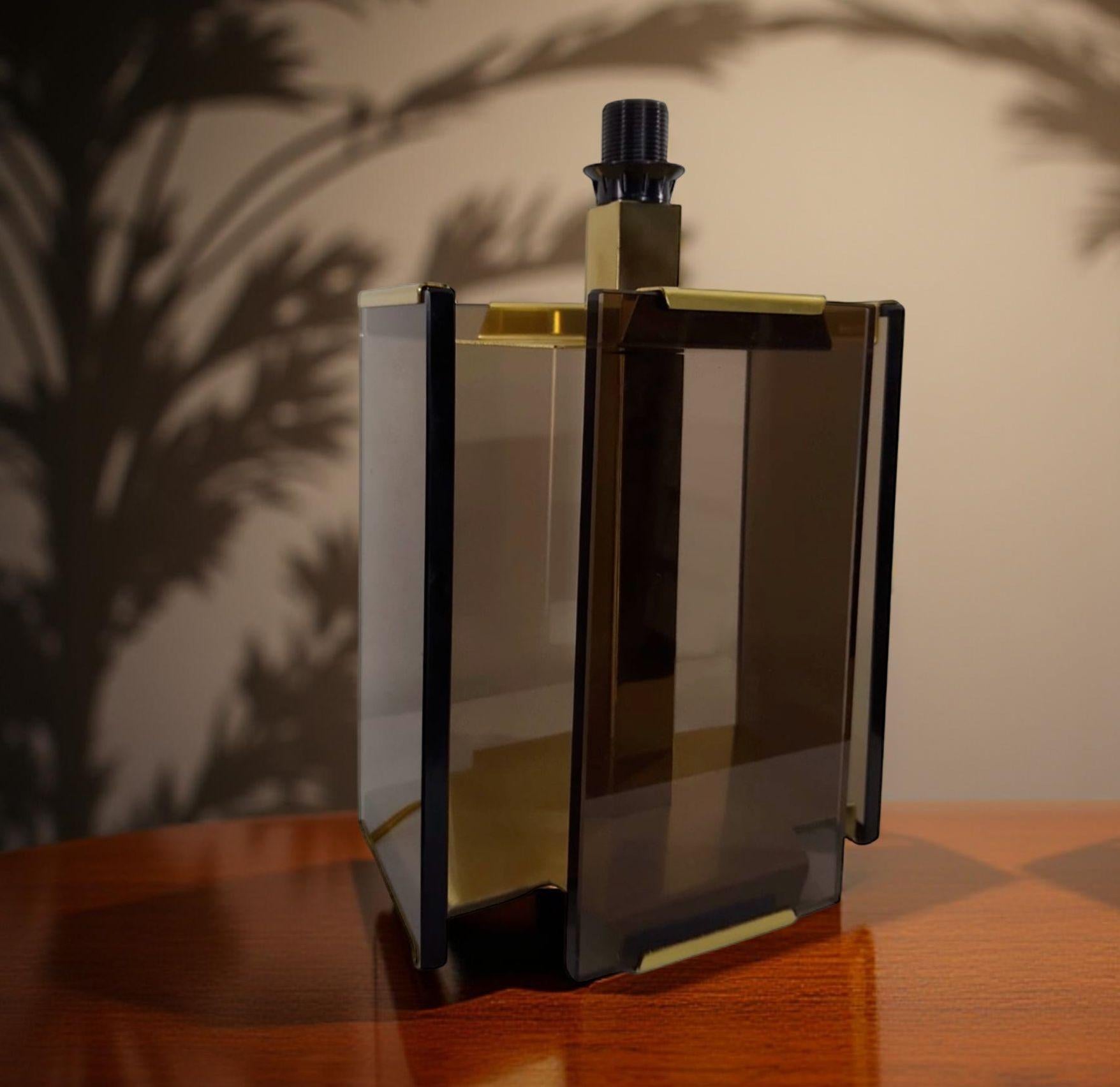 Paul Hanson Brass & Smoked Glass Table Lamp by Fratelli Melani, Italy 1970s For Sale 4