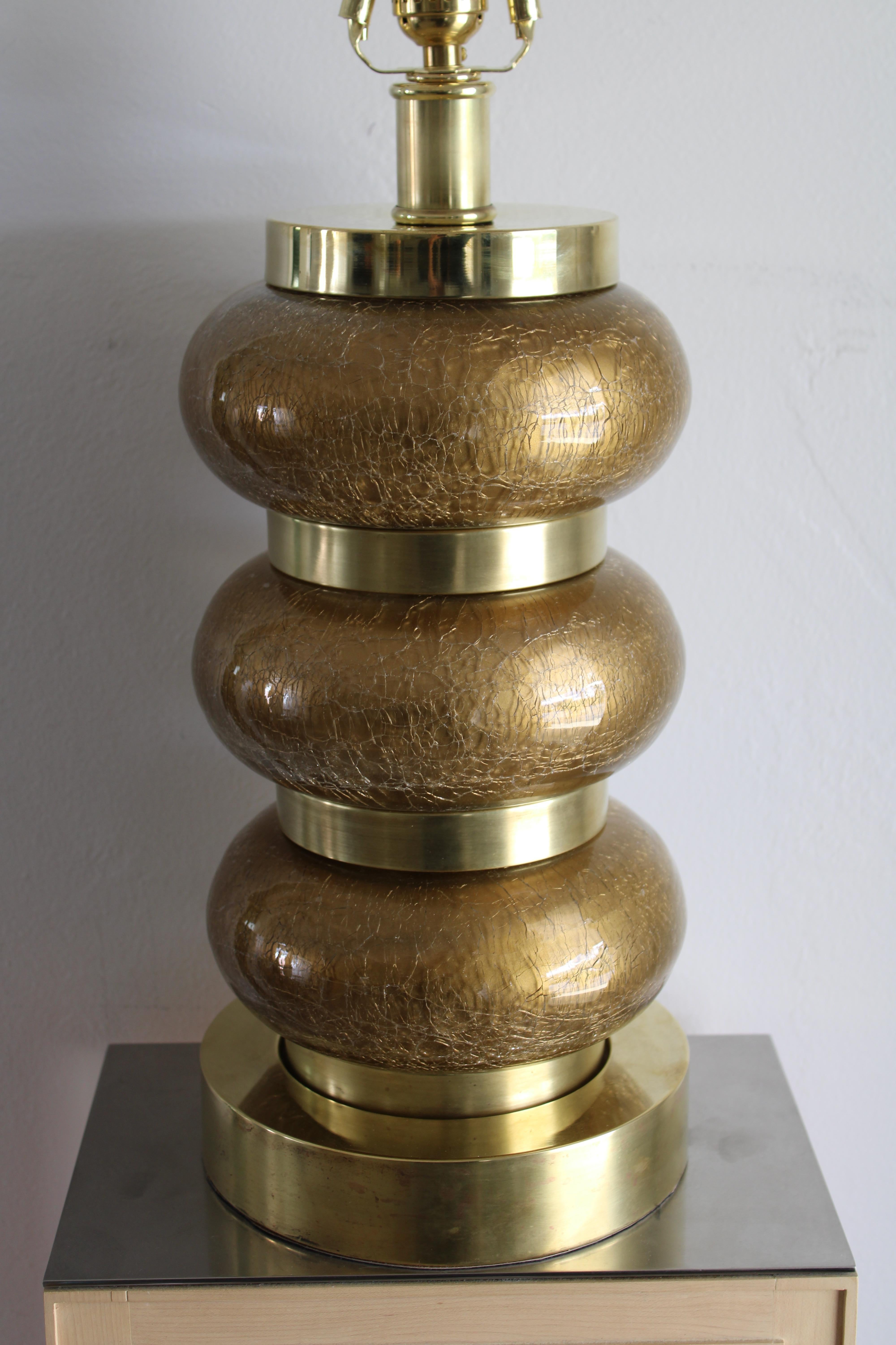 Mid-Century Modern Paul Hanson - Lampe de table en verre craquelé et laiton en vente