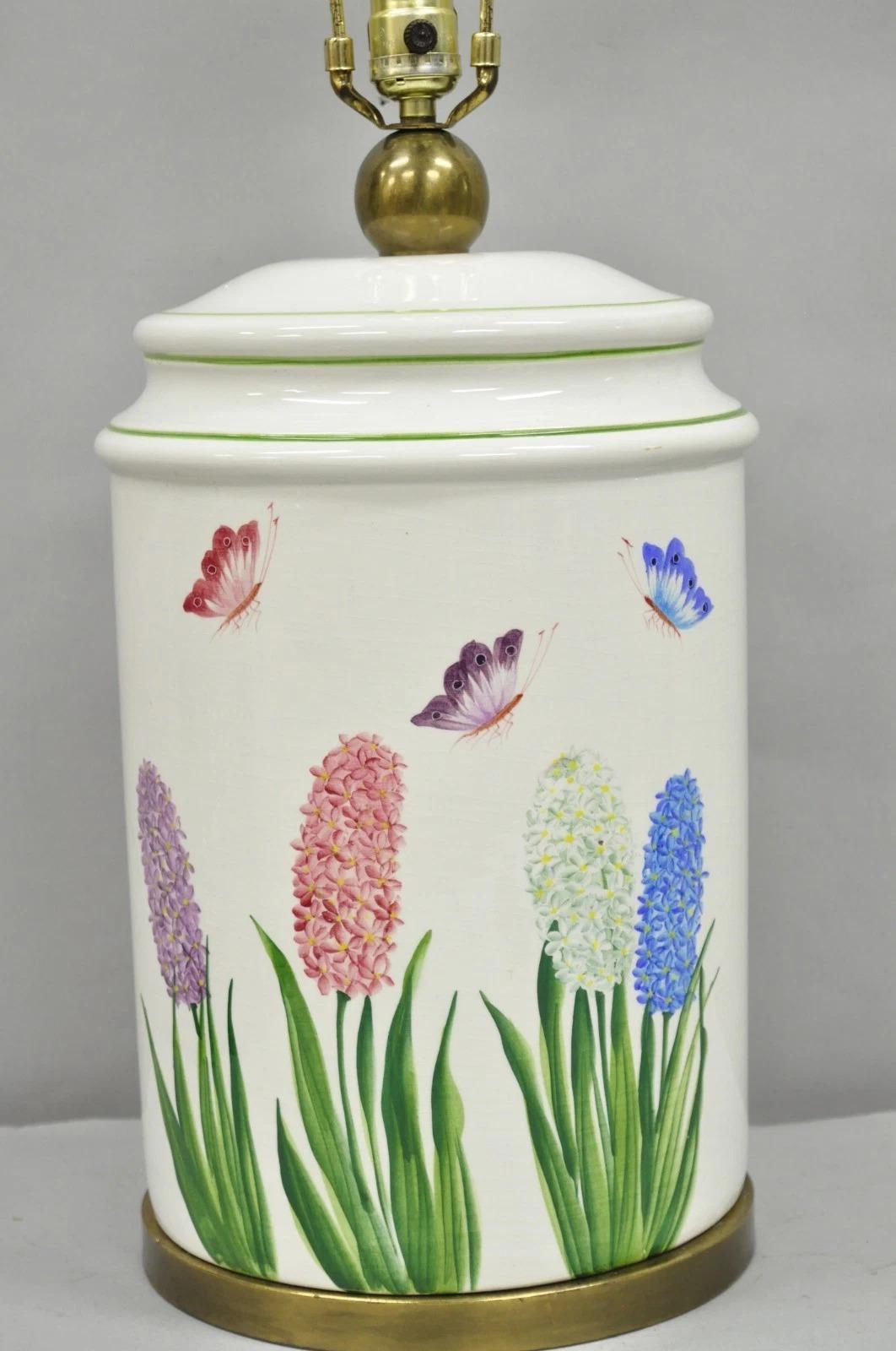 Autre Lampe de table Paul Hanson en porcelaine, papillon et fleur de jardinière en vente