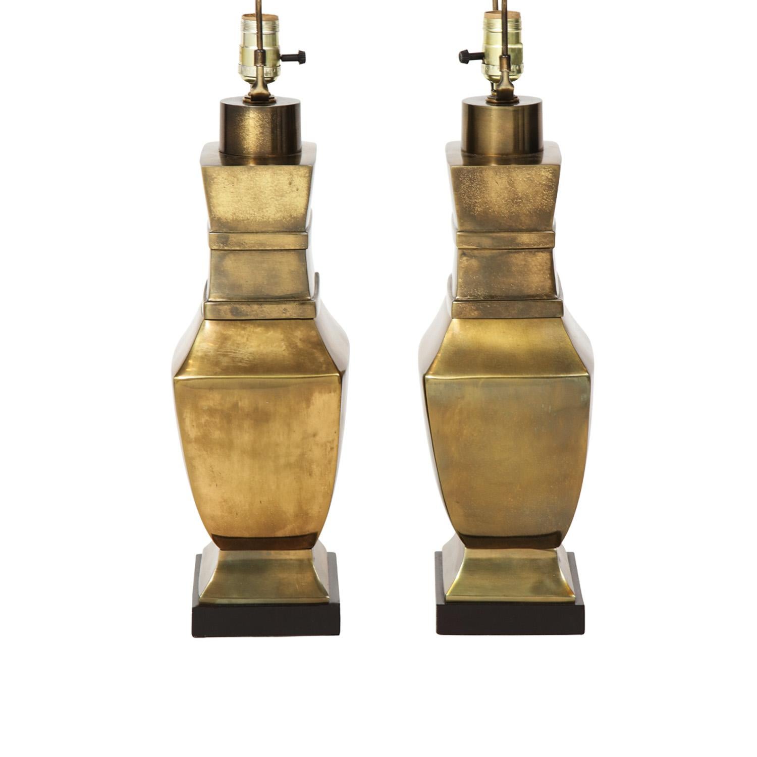 Hand-Crafted Paul Hanson Neoclassical Table Lamps in Bronze, 1950s For Sale