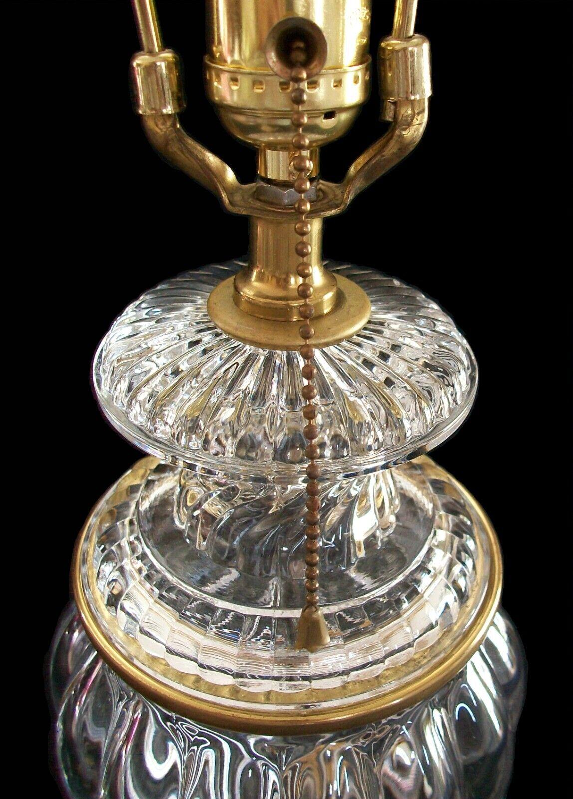 Paul Hanson, Vintage Pair Baccarat Style Glass & Brass Lamps, U.S., C.1970's For Sale 1