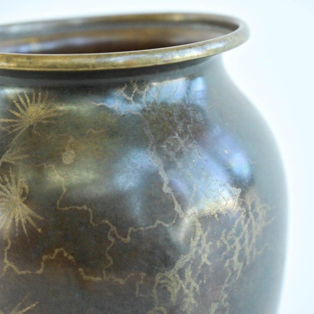 Patinated bronze ikora vase with incised chinoiserie motif. Attributed to Paul Haustein for Württembergische Metallwarenfabrik. Germany, 1920’s. Stamped at bottom. 