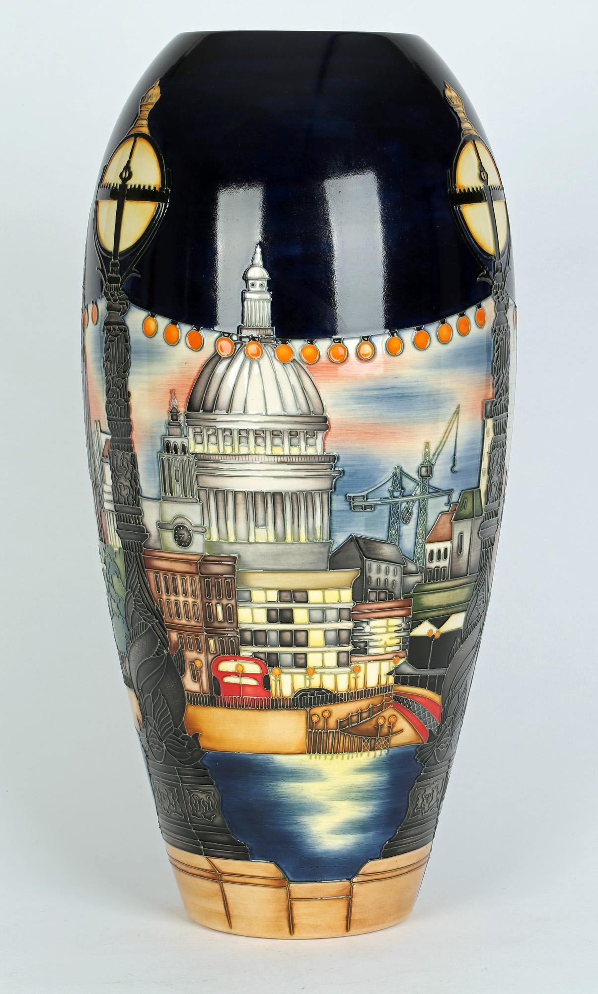 Paul Hilditch Moorcroft Limited Edition London Architectural Riverscape Vase  For Sale 3