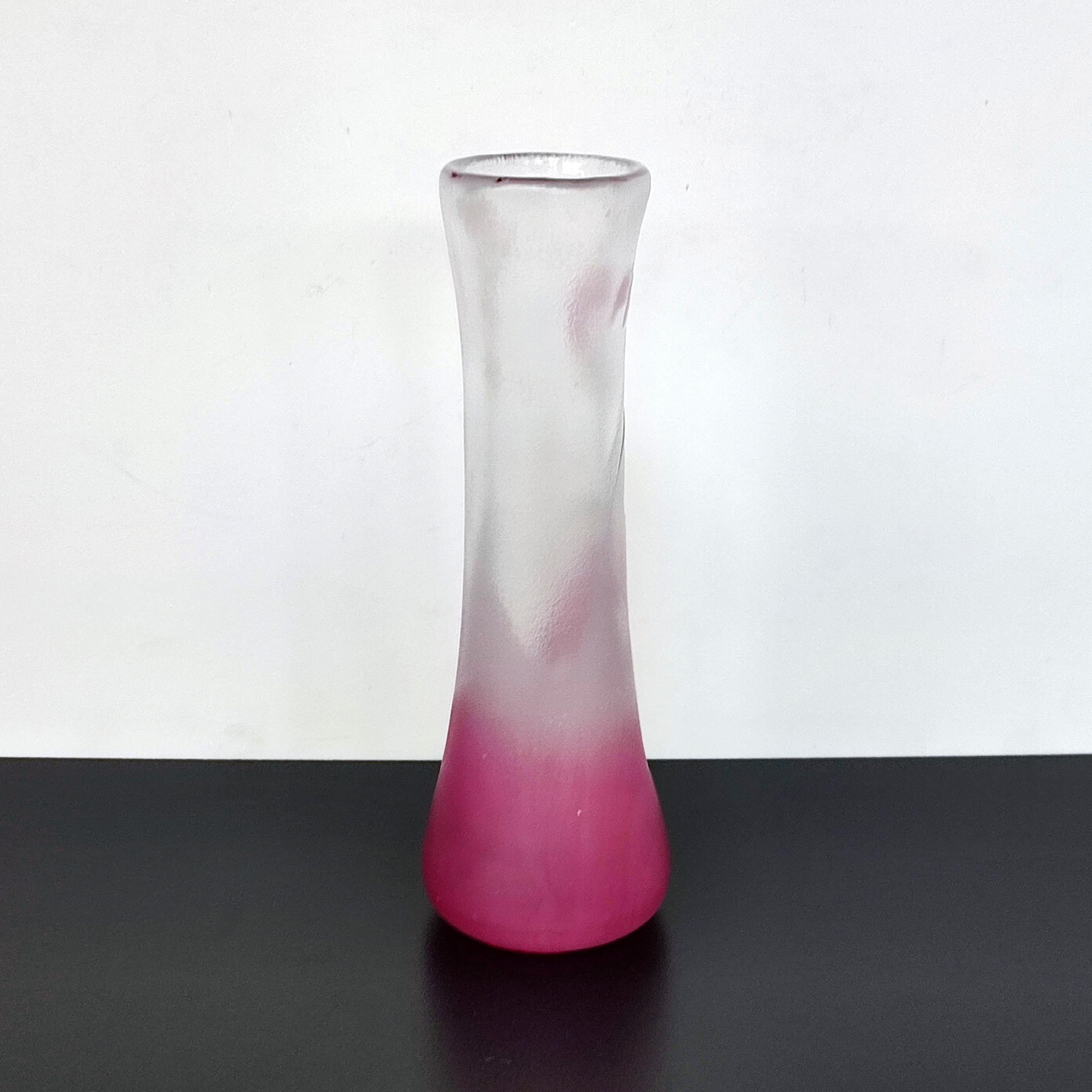 Etched Paul Hoff Pink Flamingo Glass vase - FREE SHIPPING For Sale