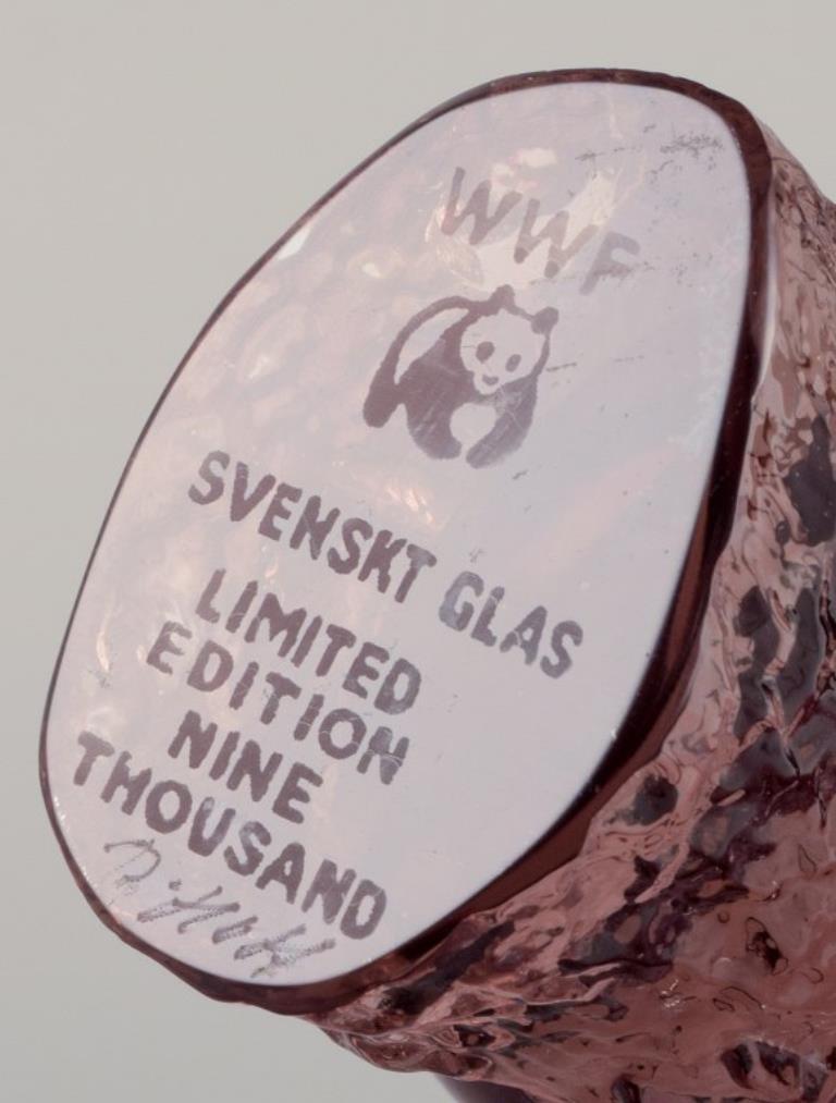 Paul Hoff pour Kosta Boda / Svenskt Glas, trois figurines en verre d'art. WWF. en vente 2