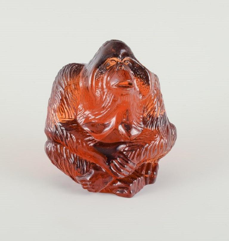 Scandinavian Modern Paul Hoff for Swedish Glass, Two Figures of an Orangutan and a Walrus For Sale