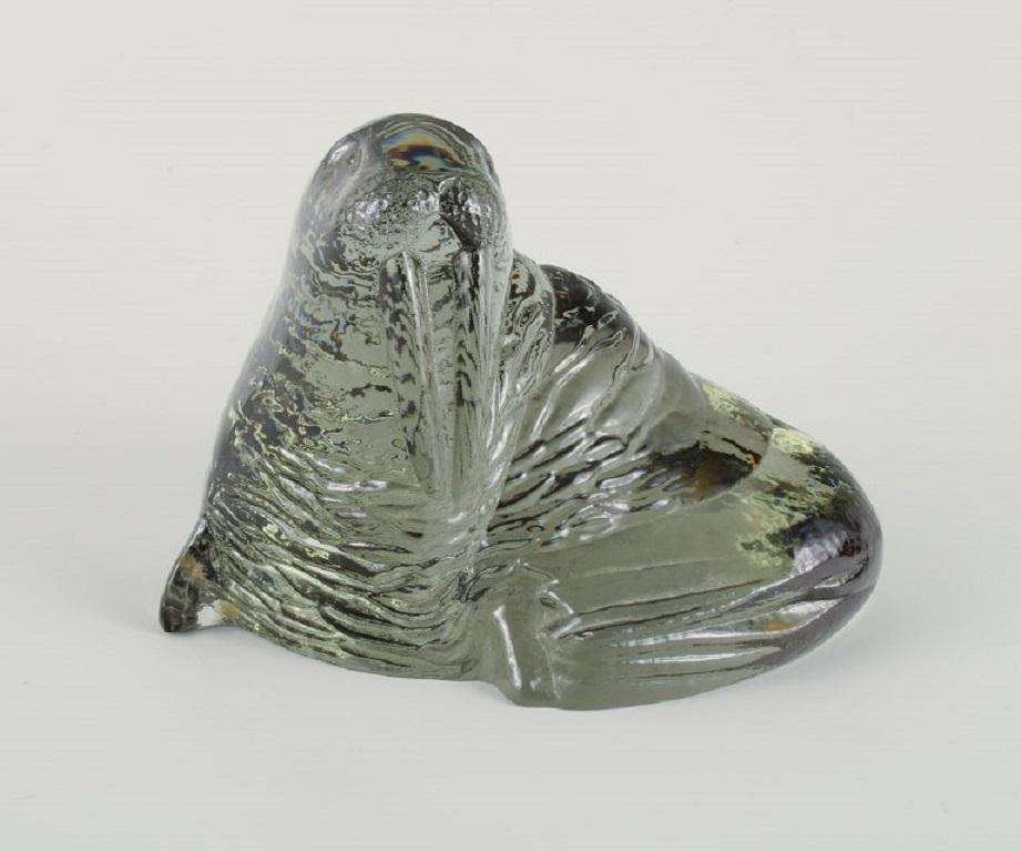 Paul Hoff for Swedish Glass, Two Figures of an Orangutan and a Walrus In Excellent Condition For Sale In Copenhagen, DK